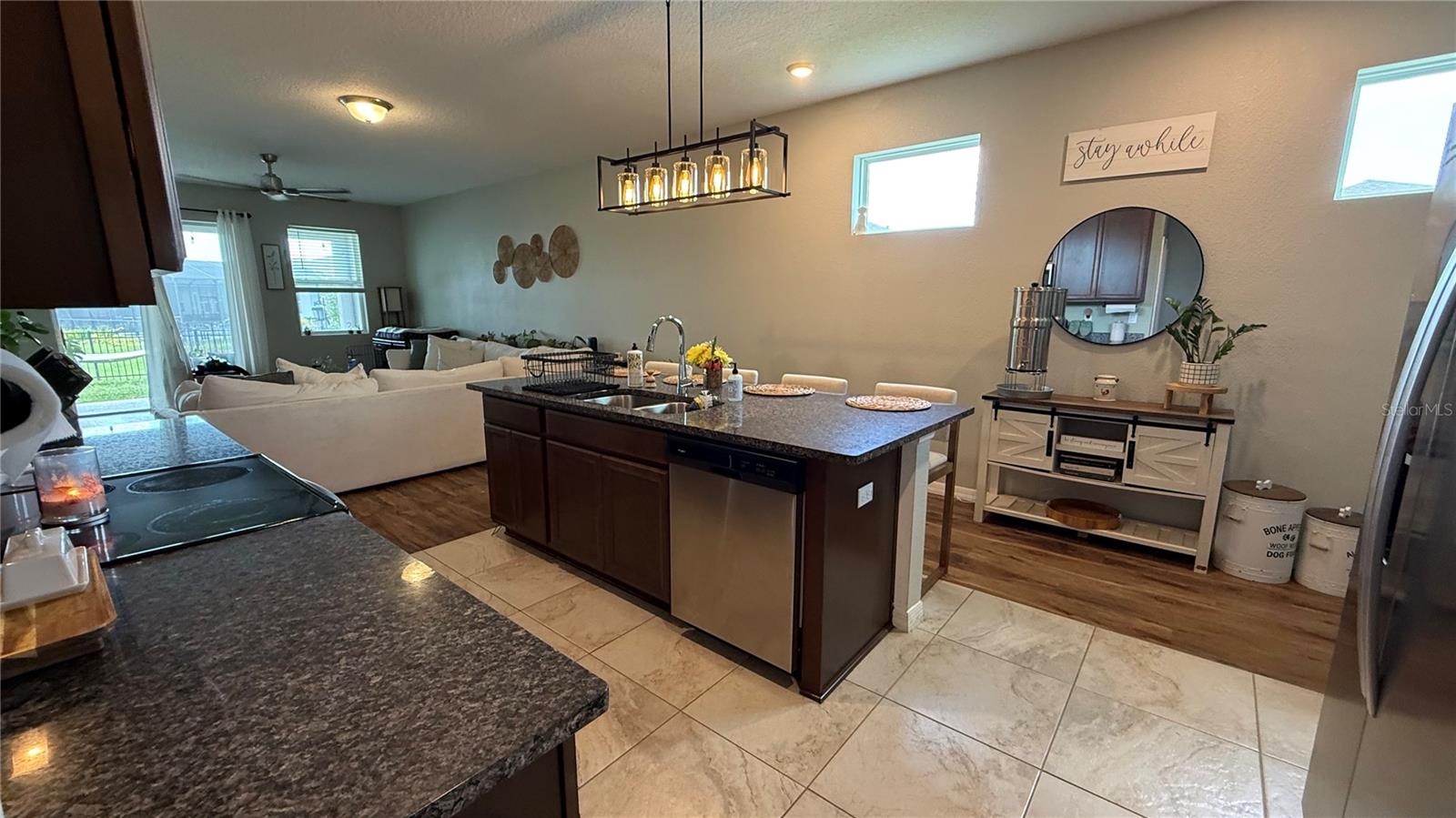 722 Ladyfish Ln Property Photo 8