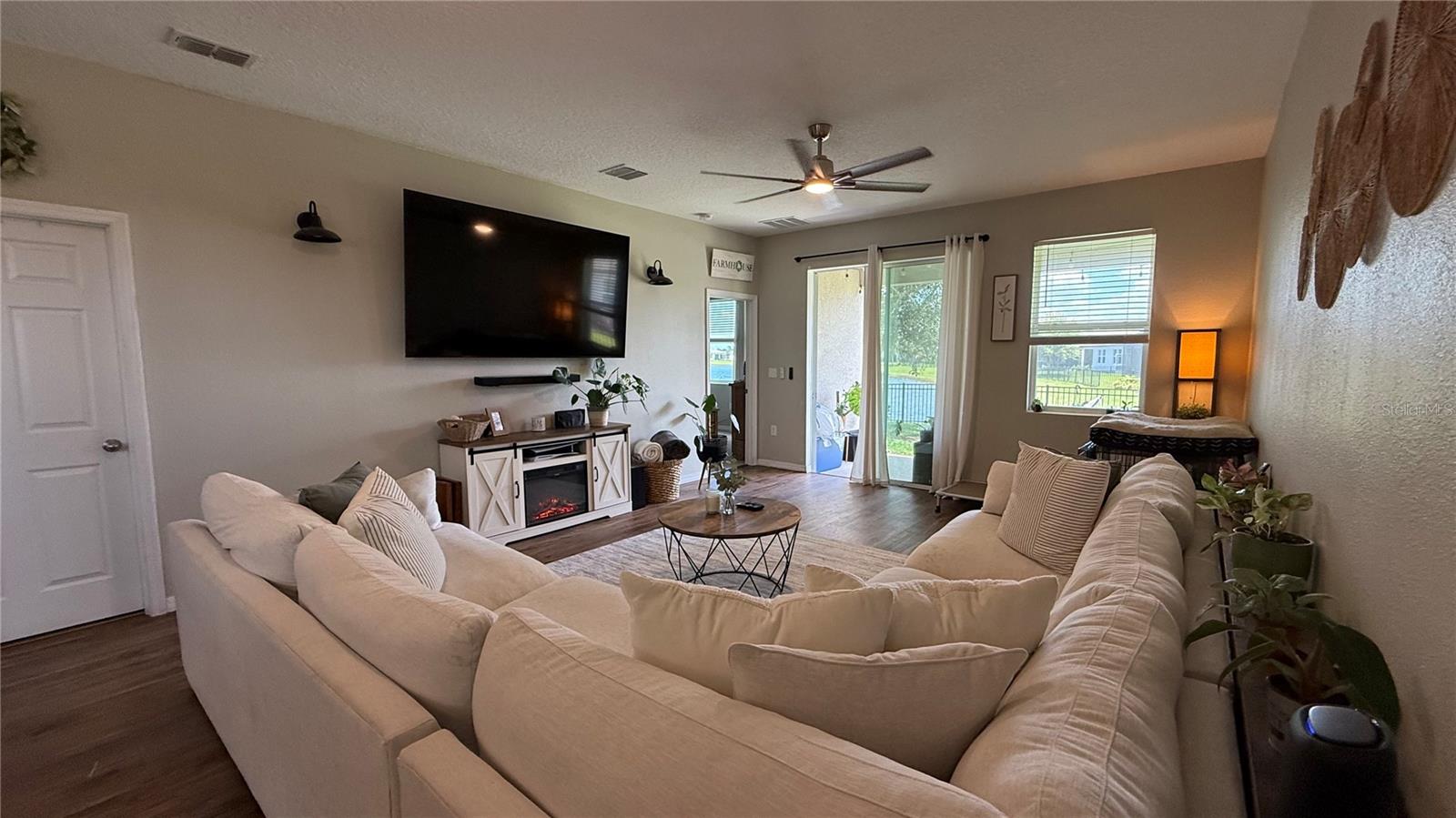 722 Ladyfish Ln Property Photo 15