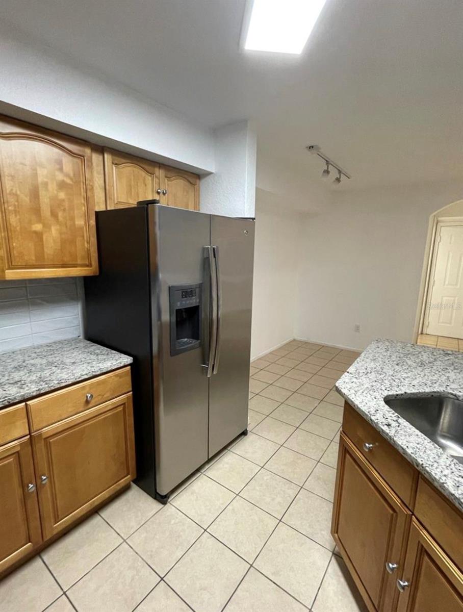 827 Camargo Way #112 Property Photo 15