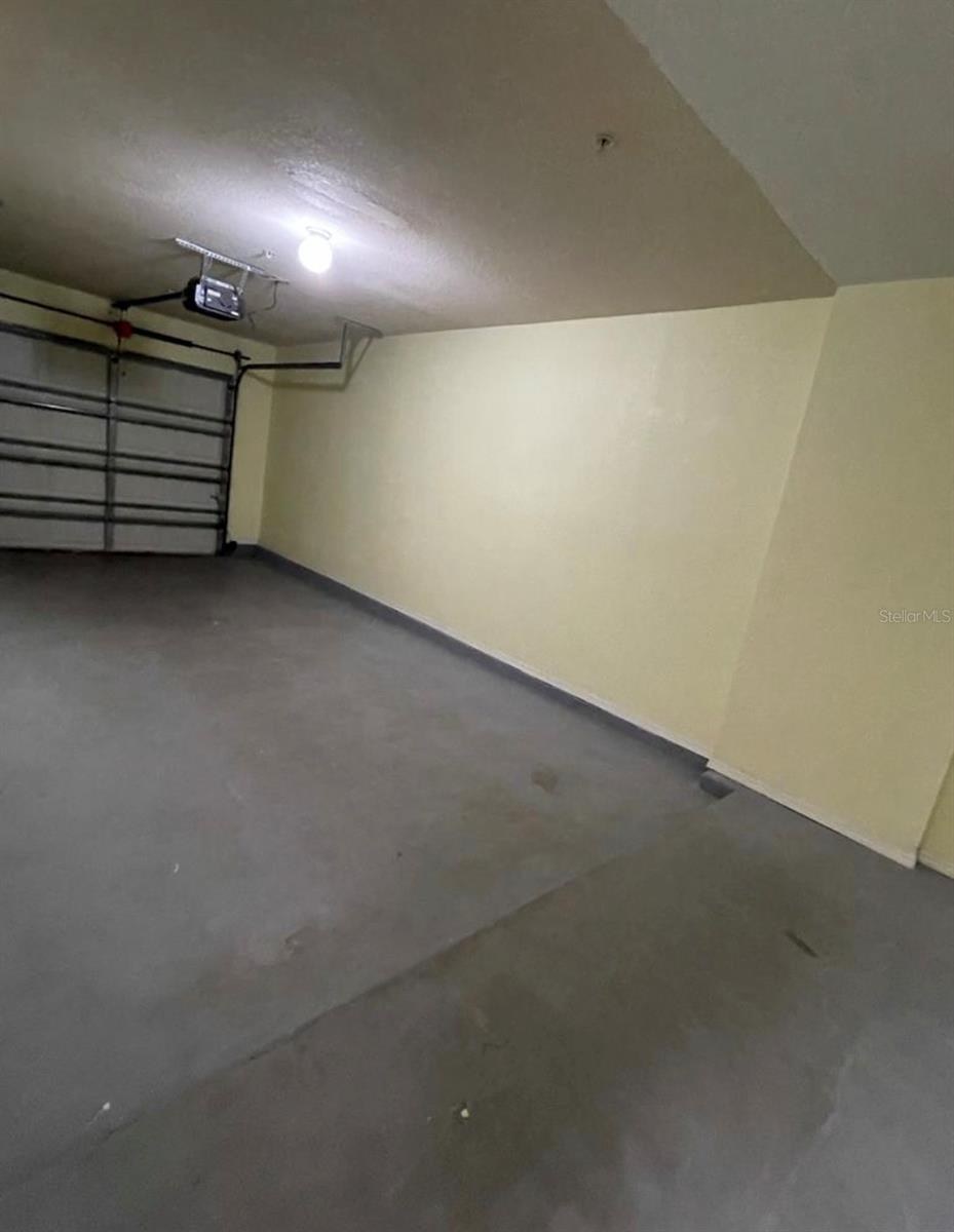 827 Camargo Way #112 Property Photo 16