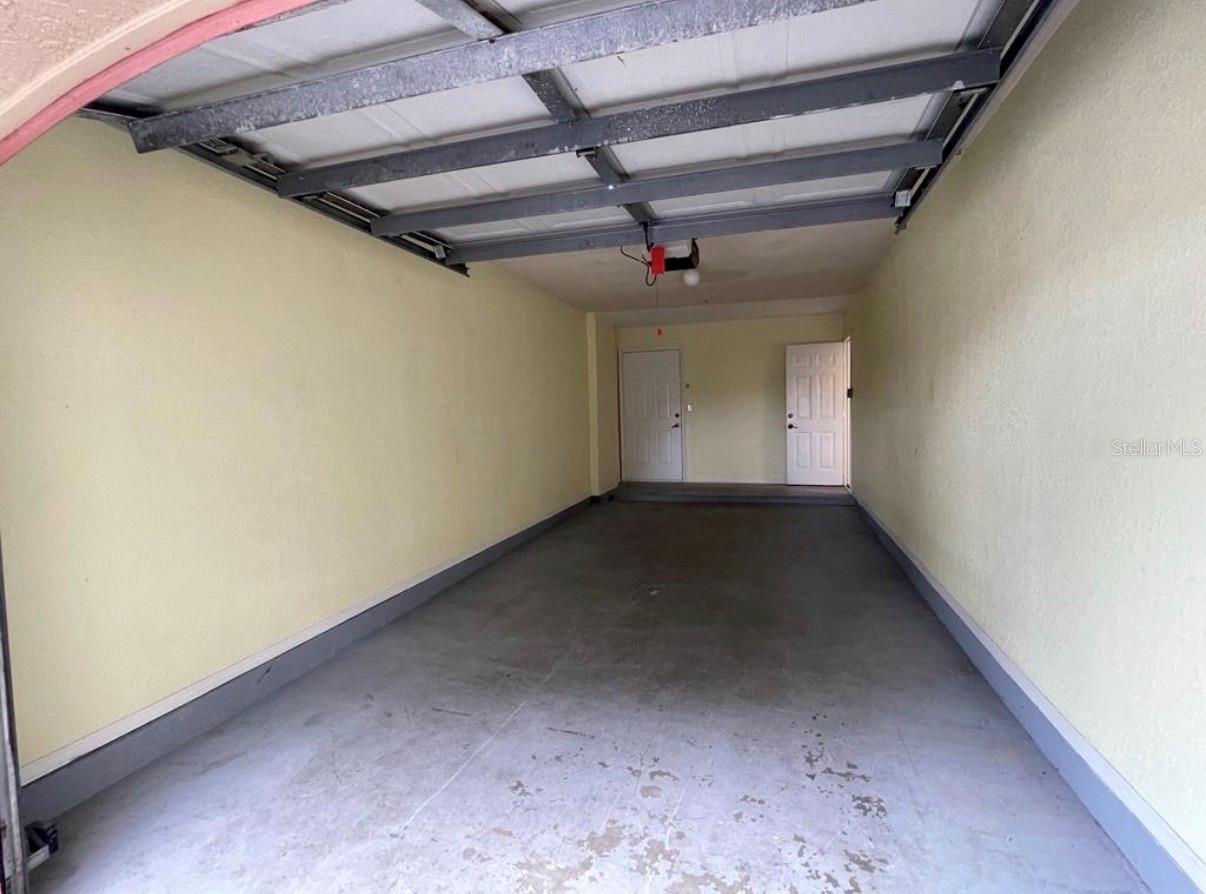 827 Camargo Way #112 Property Photo 17