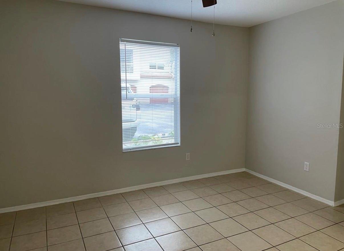 827 Camargo Way #112 Property Photo 23