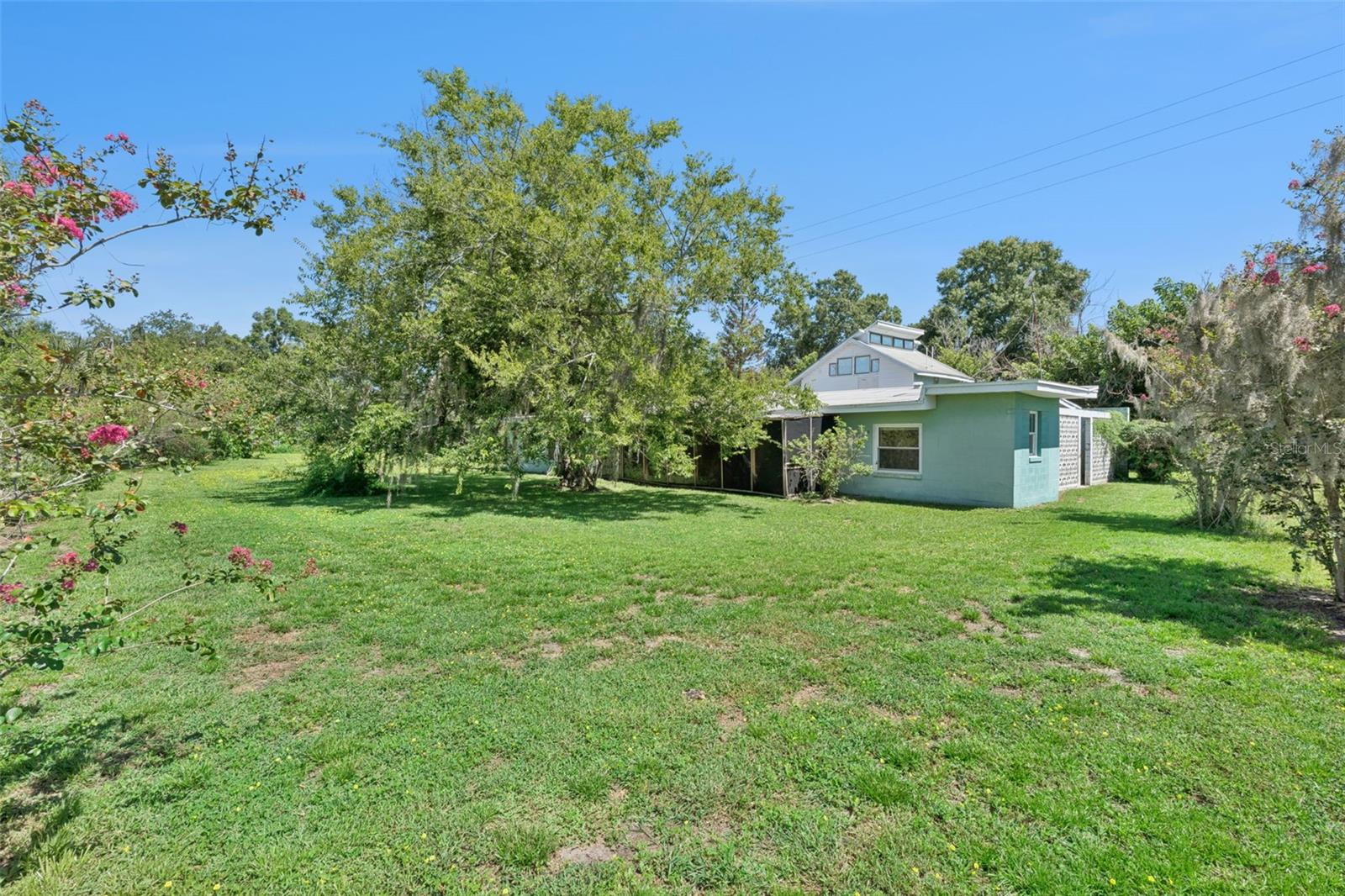 1730 Neptune Rd Property Photo 3