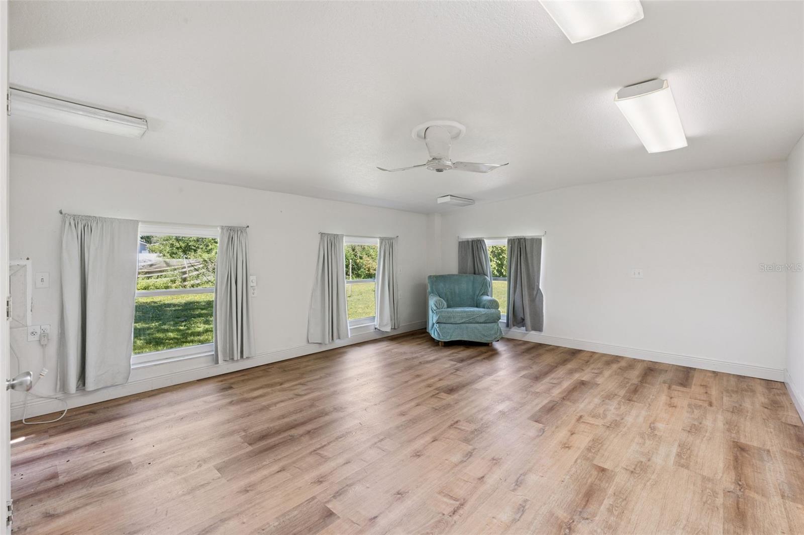 1730 Neptune Rd Property Photo 21