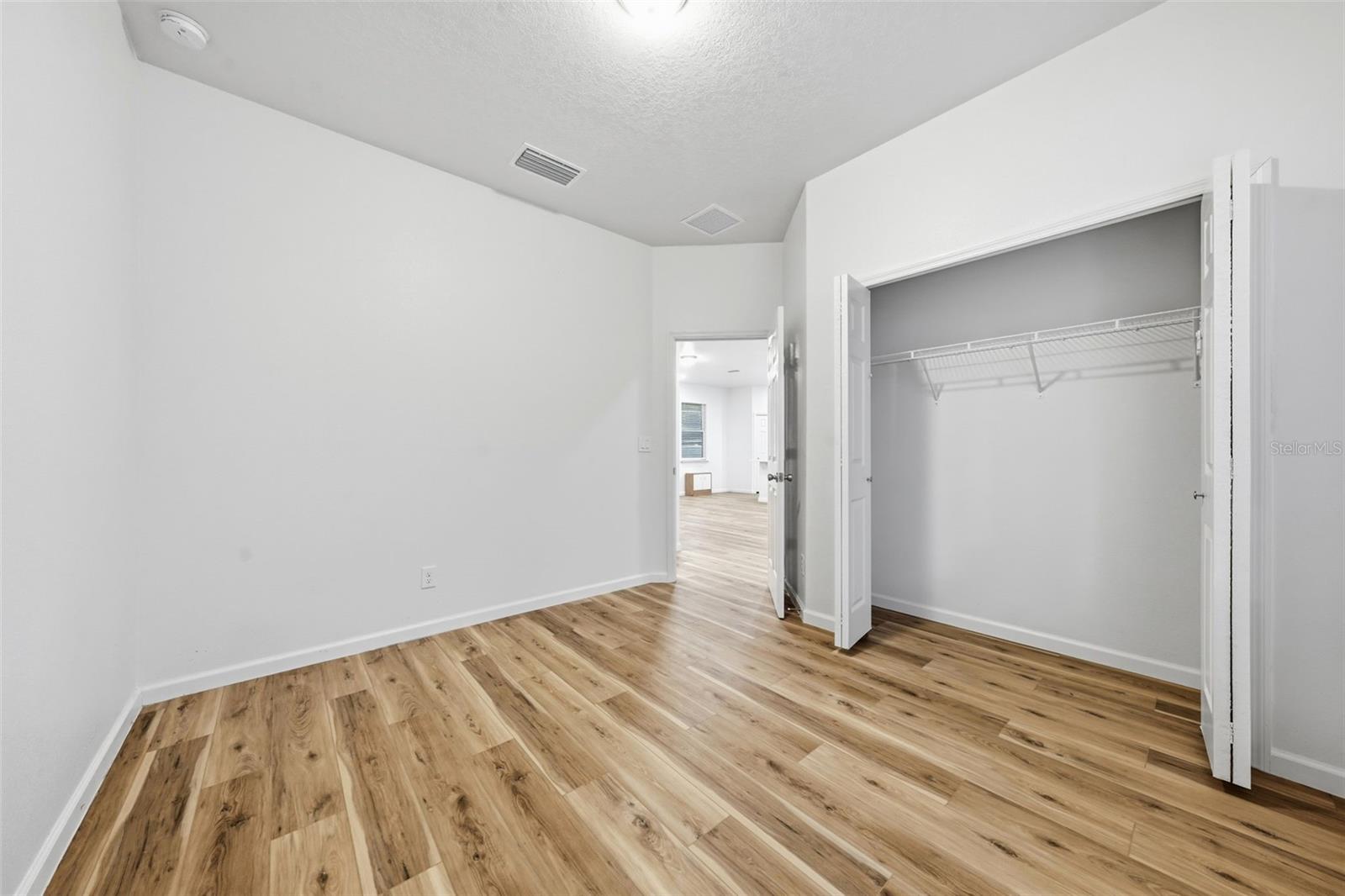 1046 Williams St Property Photo 27