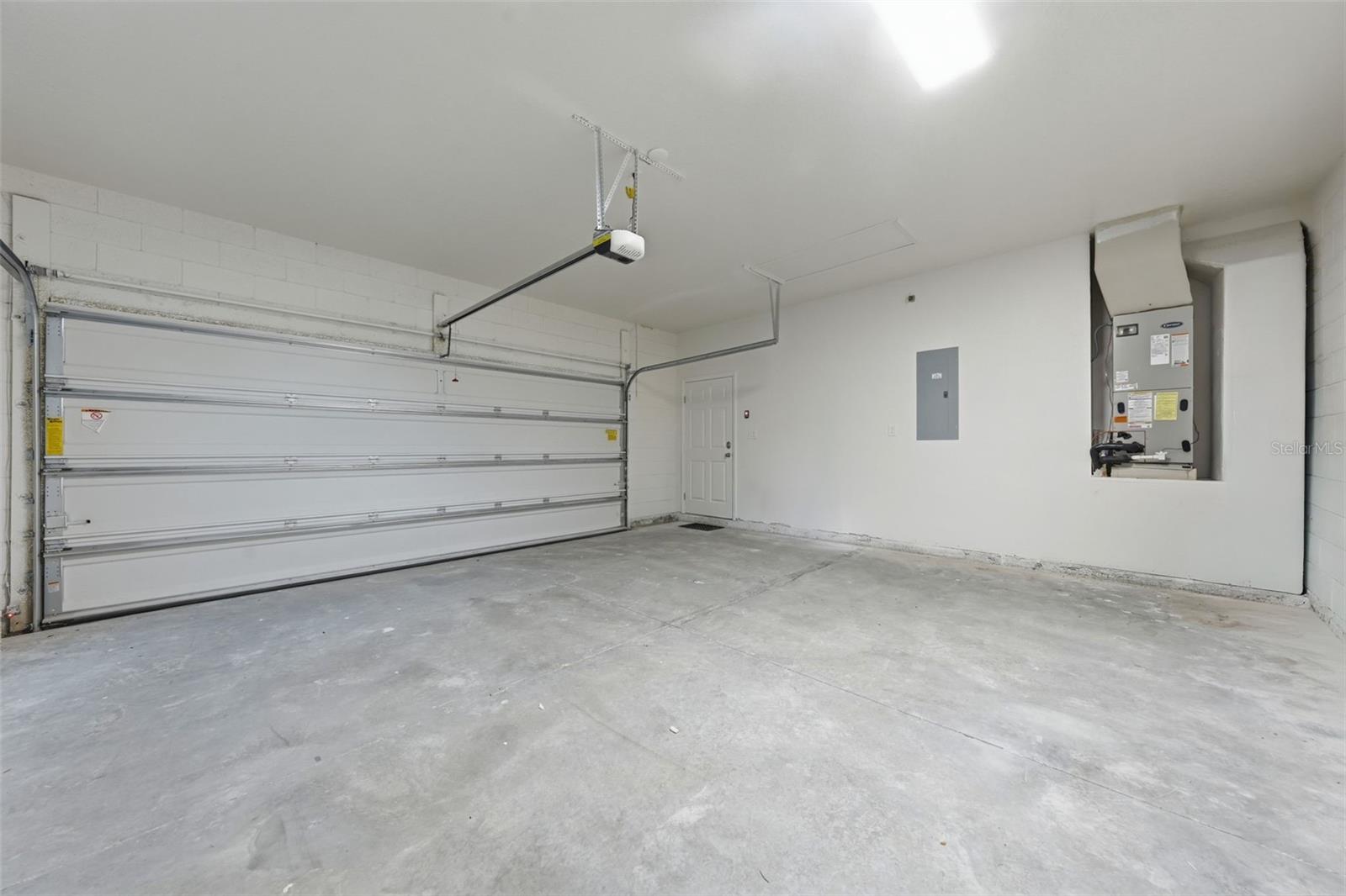 1046 Williams St Property Photo 30