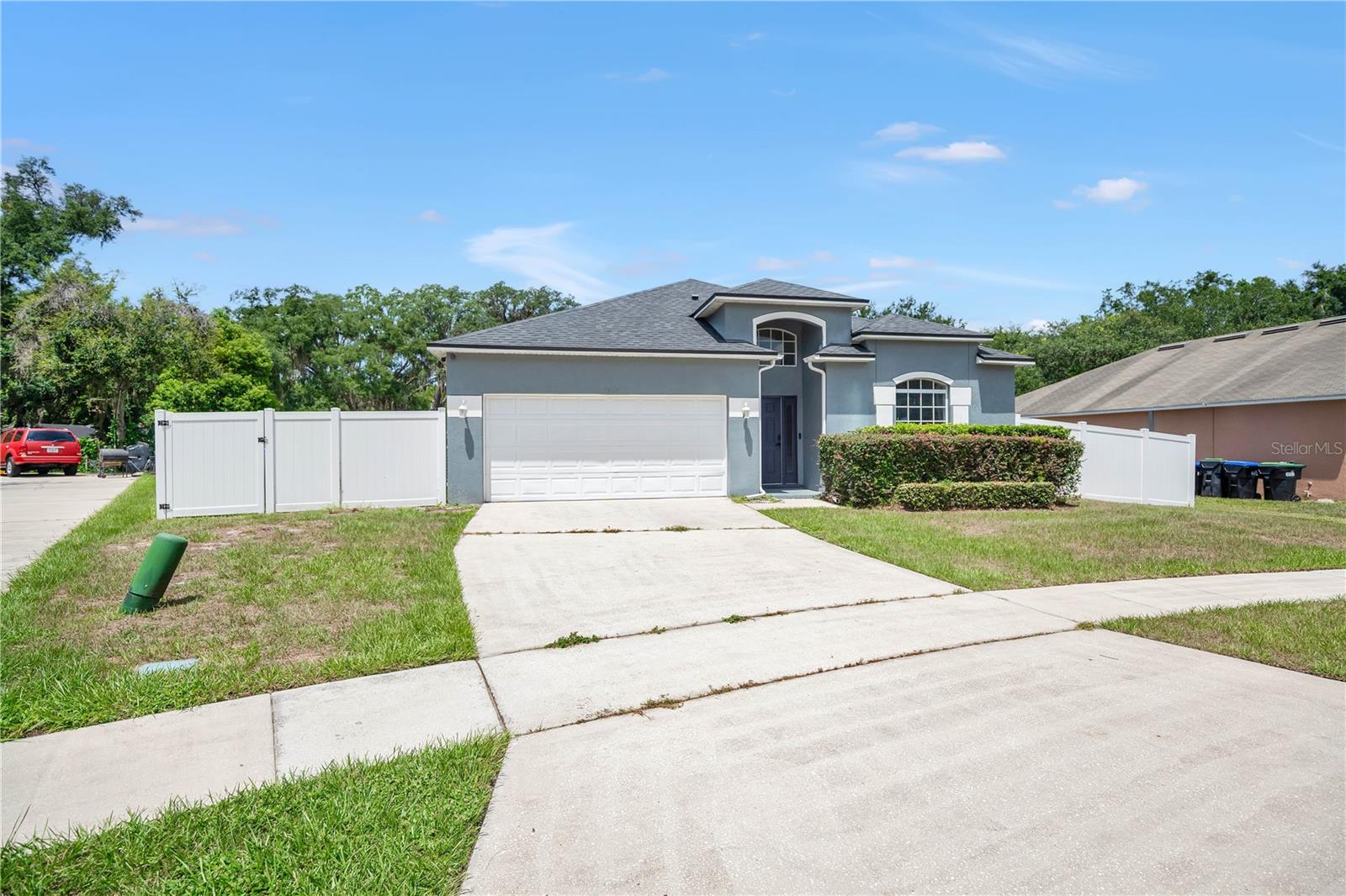 7933 Rex Hill Trl Property Photo 3
