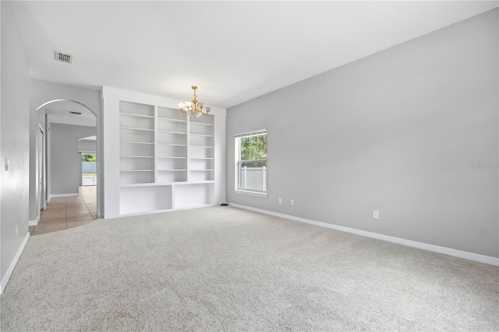7933 Rex Hill Trl Property Photo 5