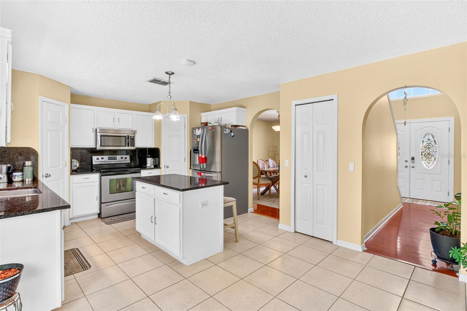 1502 Fort Meade Pl Property Photo 11