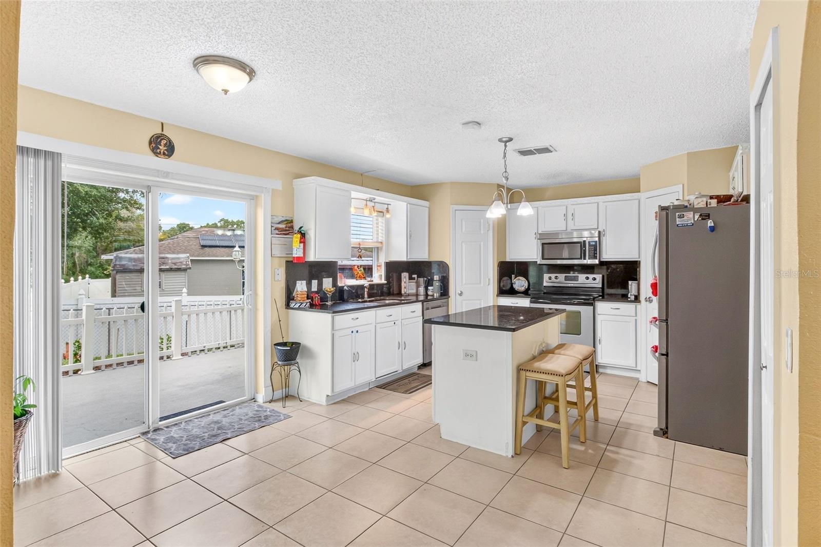 1502 Fort Meade Pl Property Photo 12