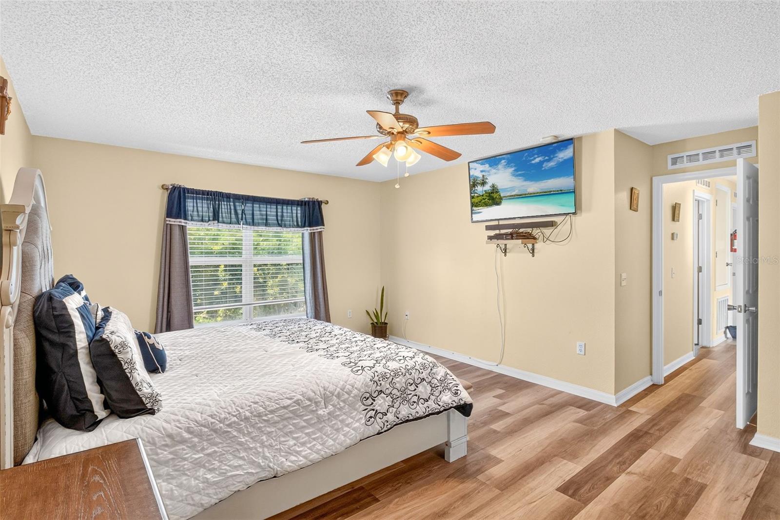 1502 Fort Meade Pl Property Photo 25