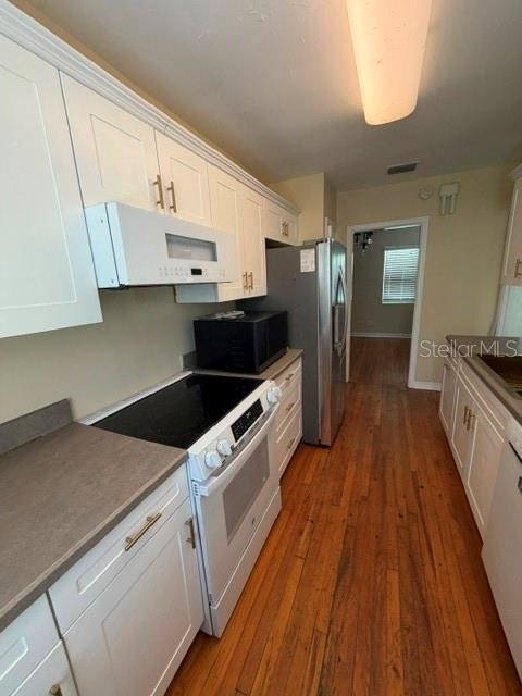 1009 E Marks St Property Photo 11