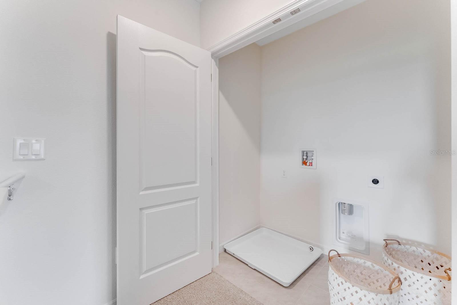 2634 Olympic Ct Property Photo 33