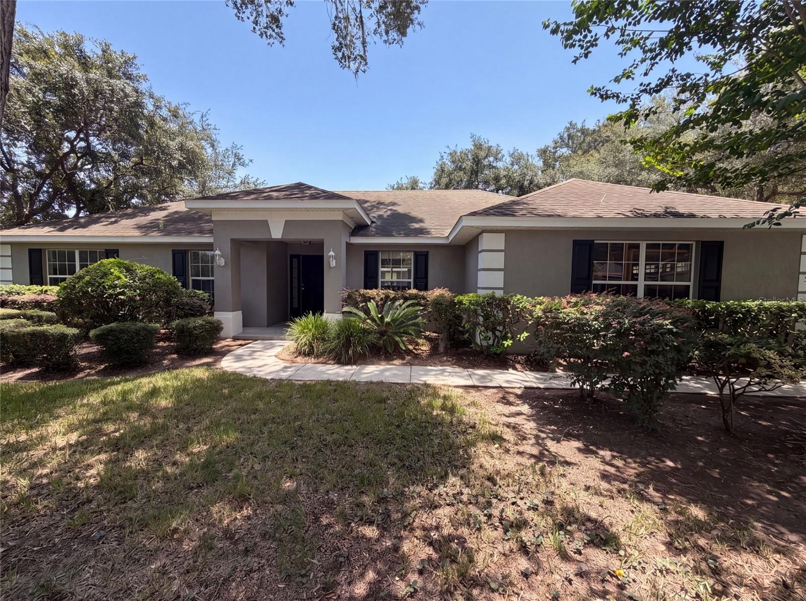 306 GARDEN OAK CT