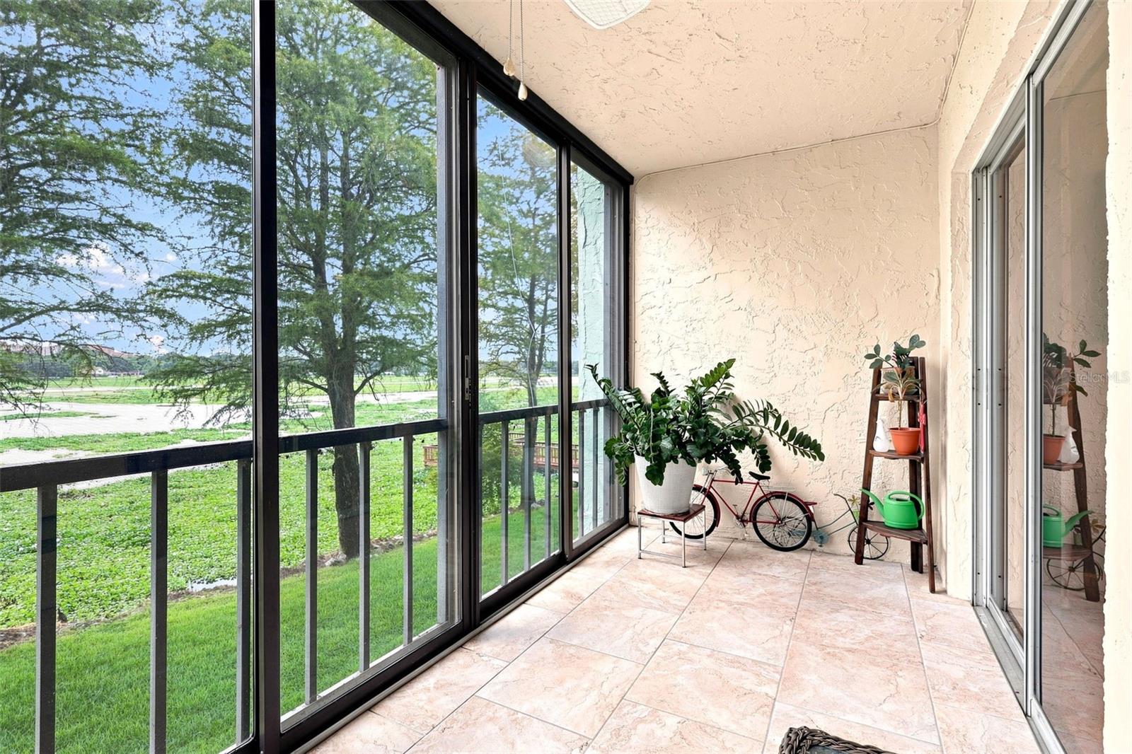 1130 N Lake Parker Ave #a205 Property Photo 4