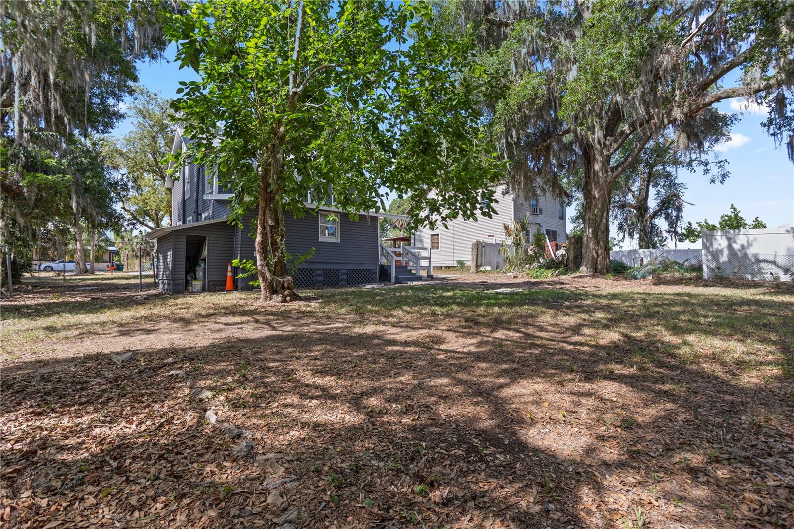 821 E Lemon Ave Property Photo 29