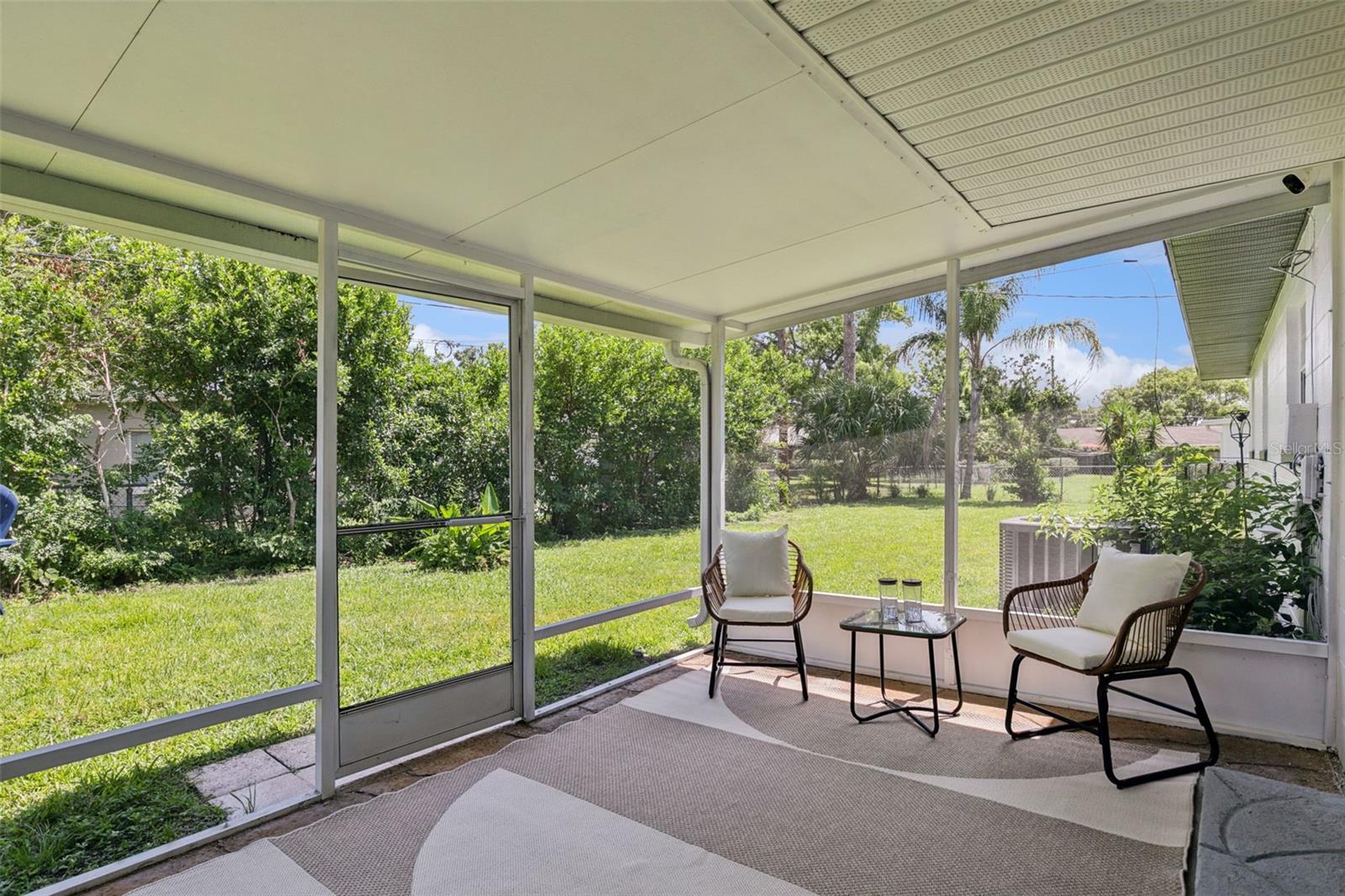 2833 Prince John Rd Property Photo 19