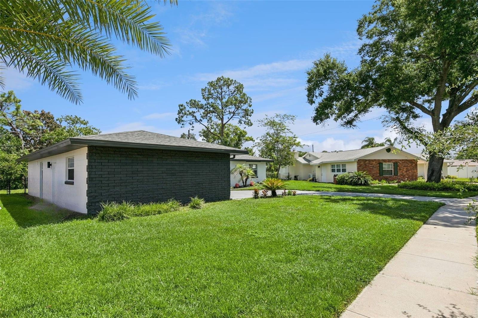 2833 Prince John Rd Property Photo 22