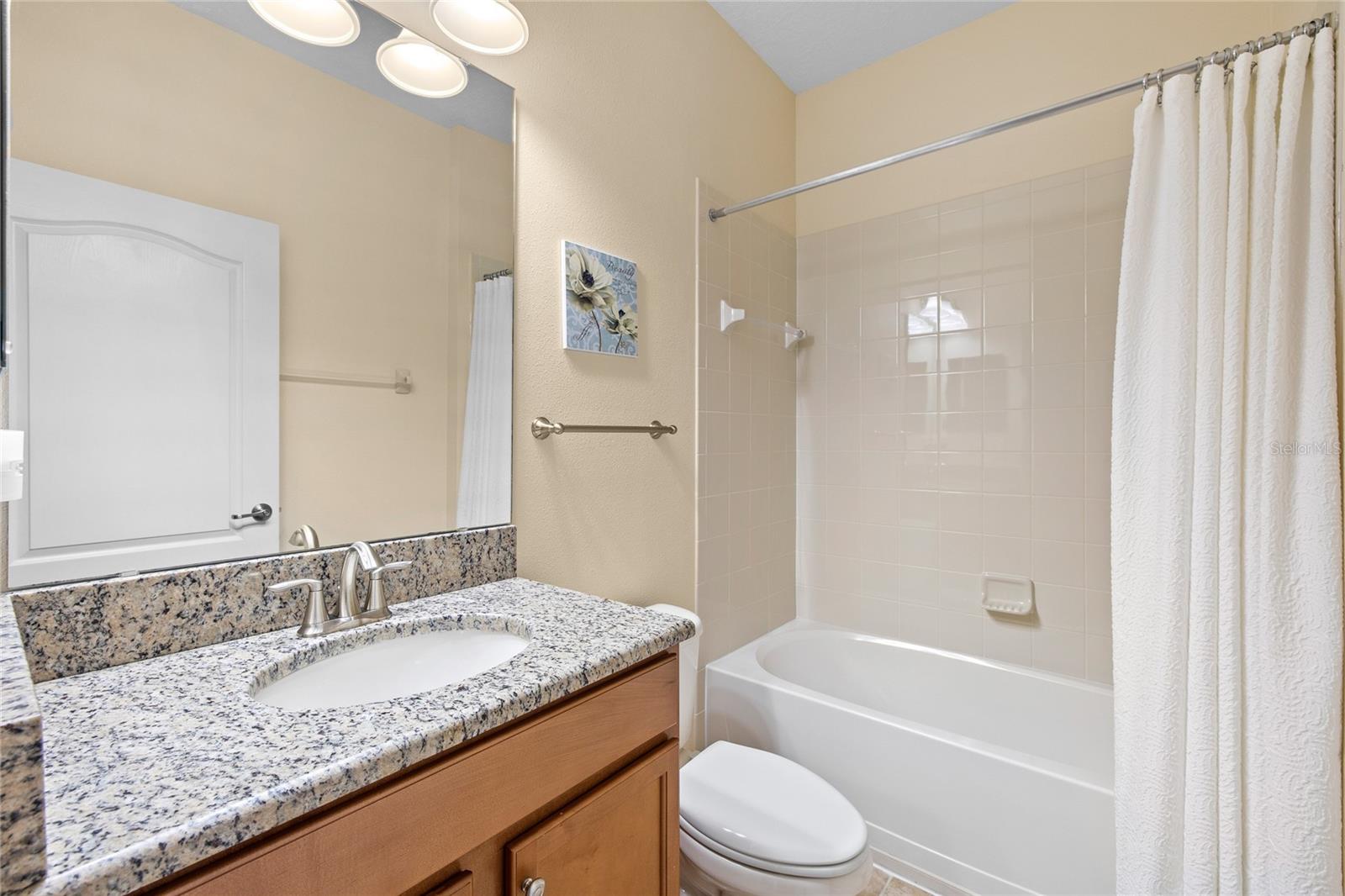 3801 Serena Ln Property Photo 2