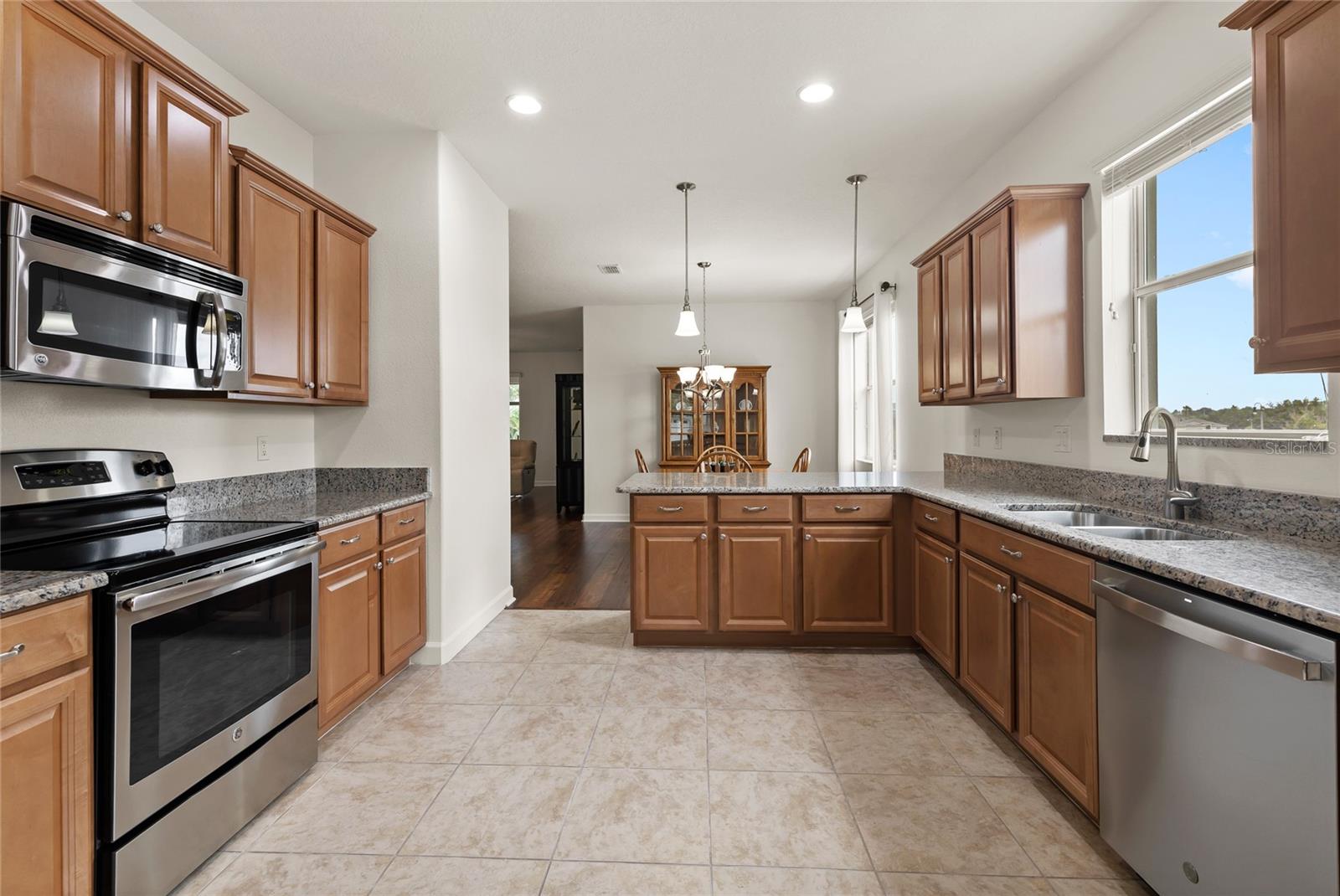 3801 Serena Ln Property Photo 3