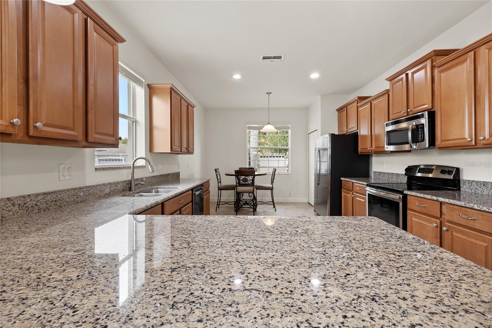 3801 Serena Ln Property Photo 4