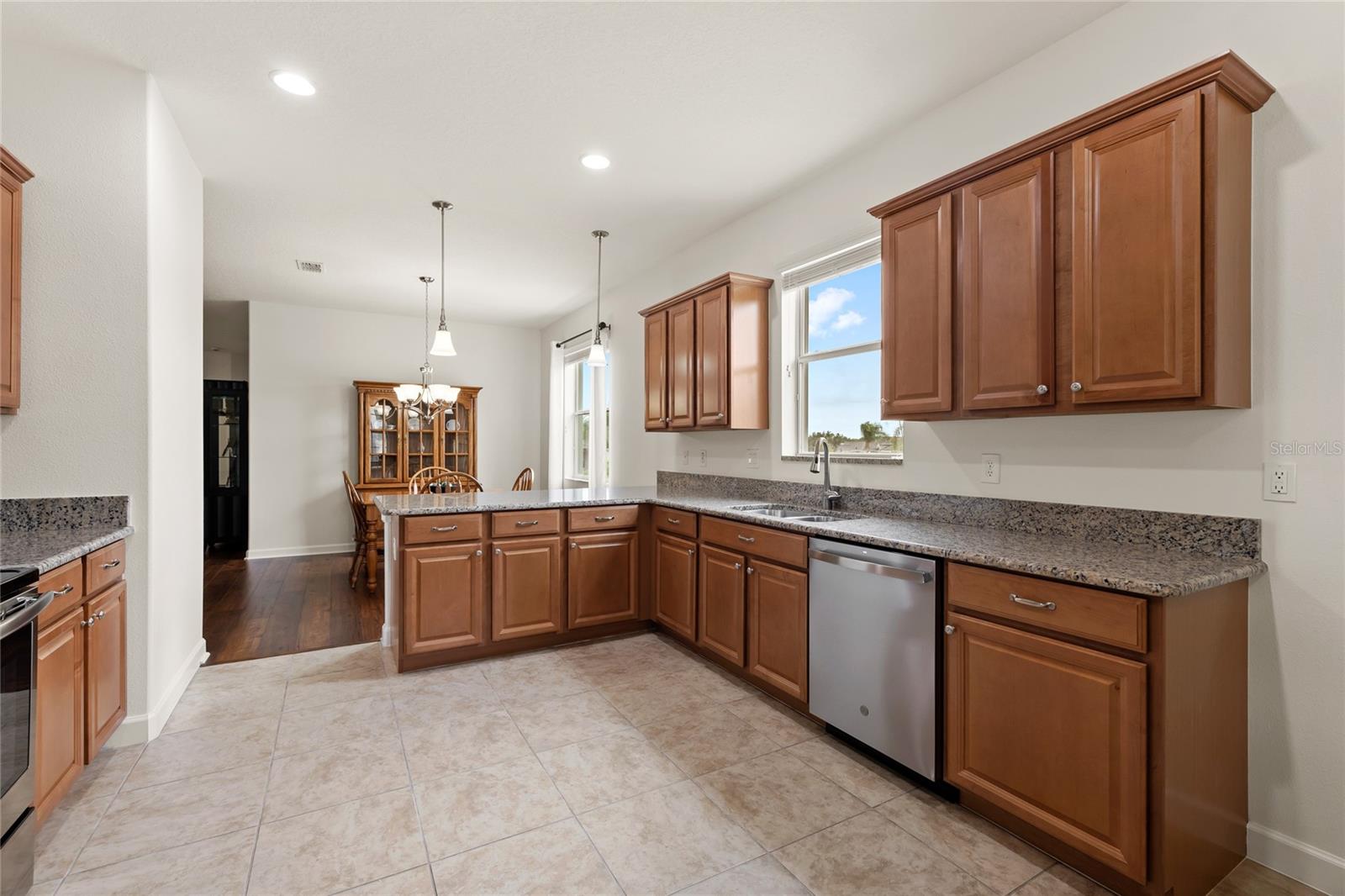 3801 Serena Ln Property Photo 5