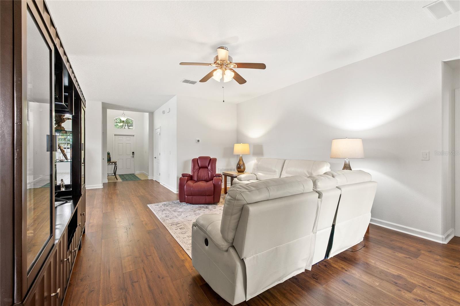 3801 Serena Ln Property Photo 8