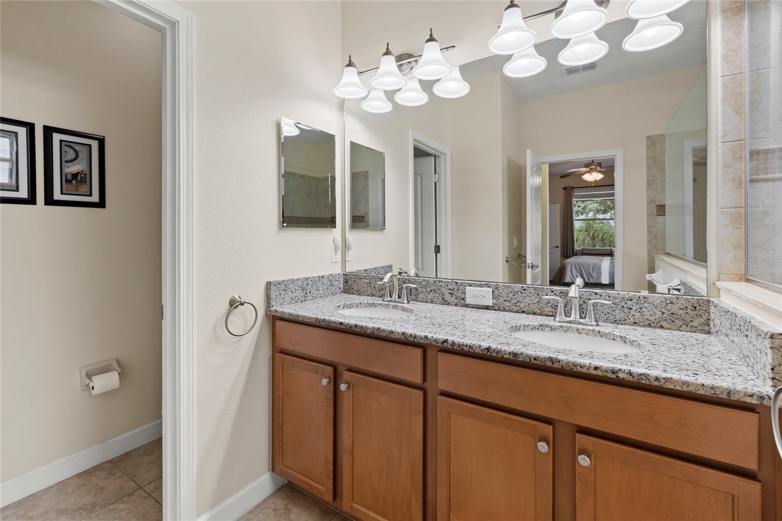 3801 Serena Ln Property Photo 12
