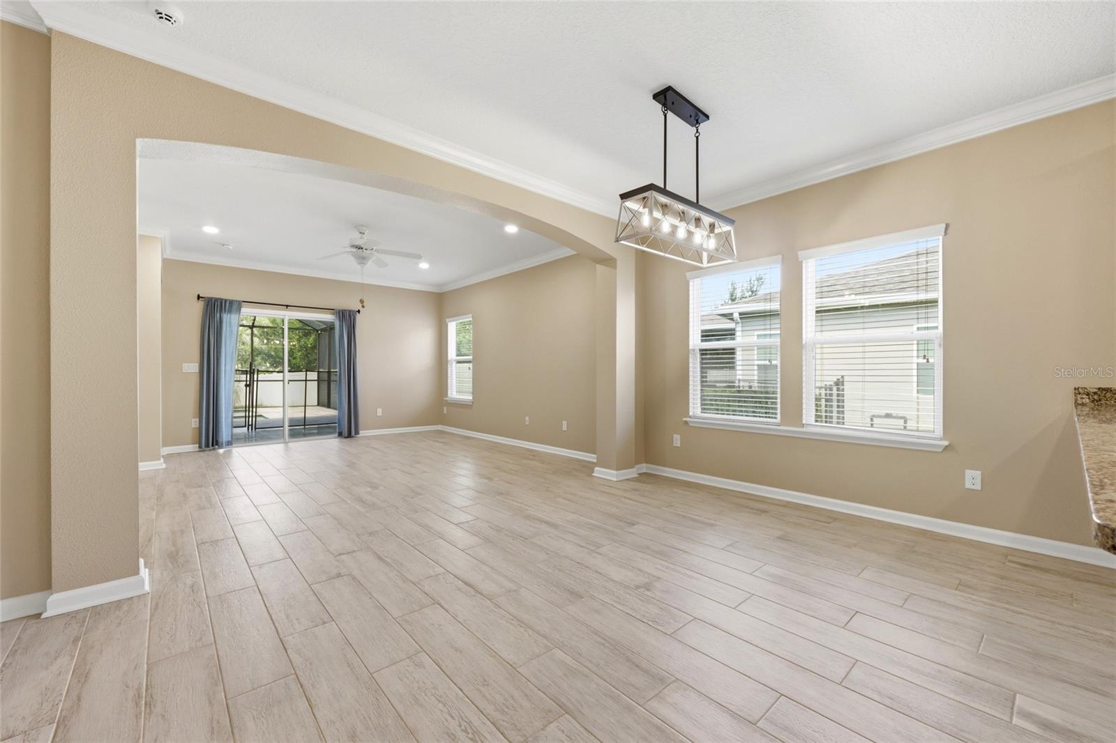 2408 Las Calinas Blvd Property Photo 13