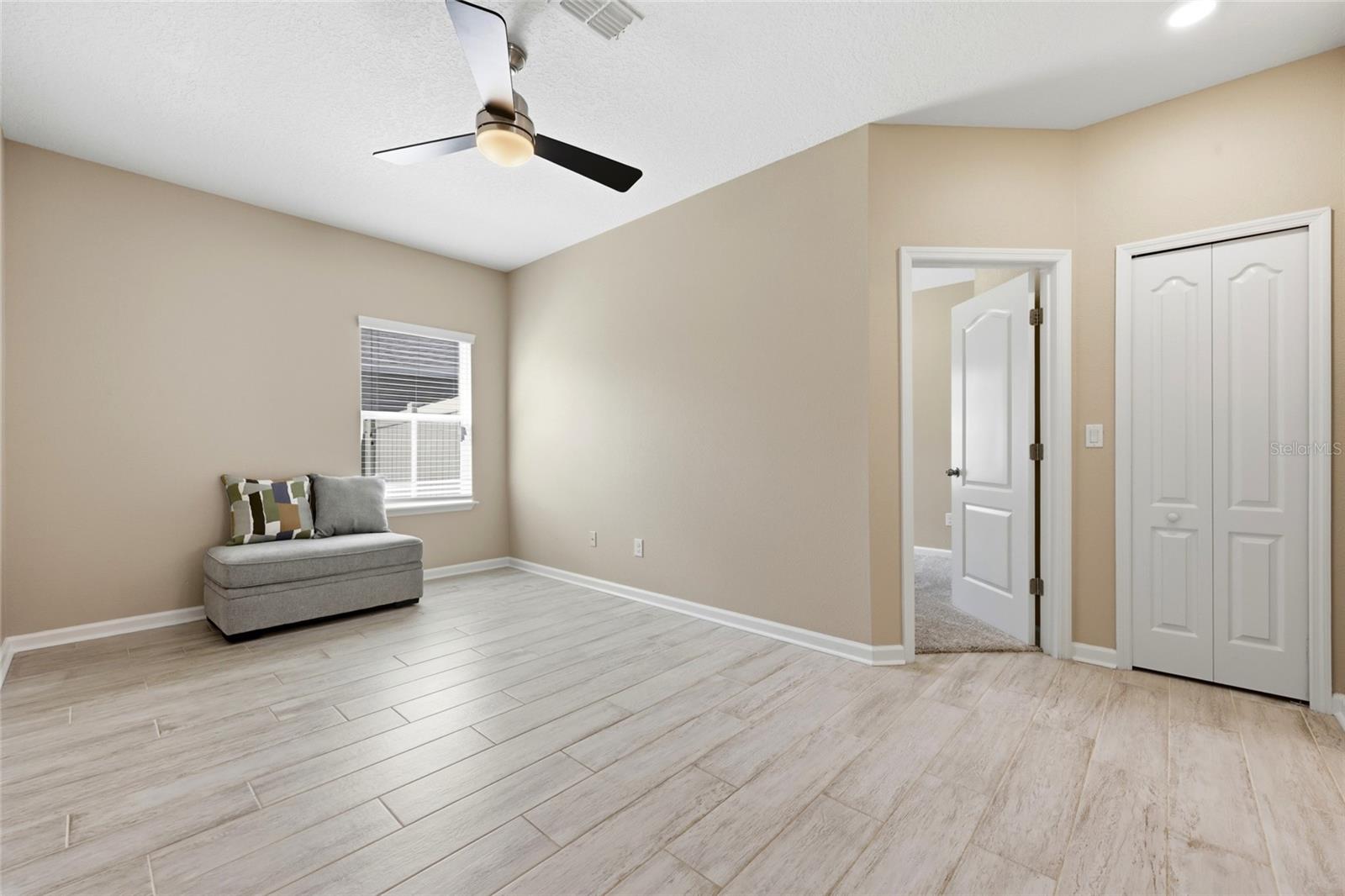 2408 Las Calinas Blvd Property Photo 26