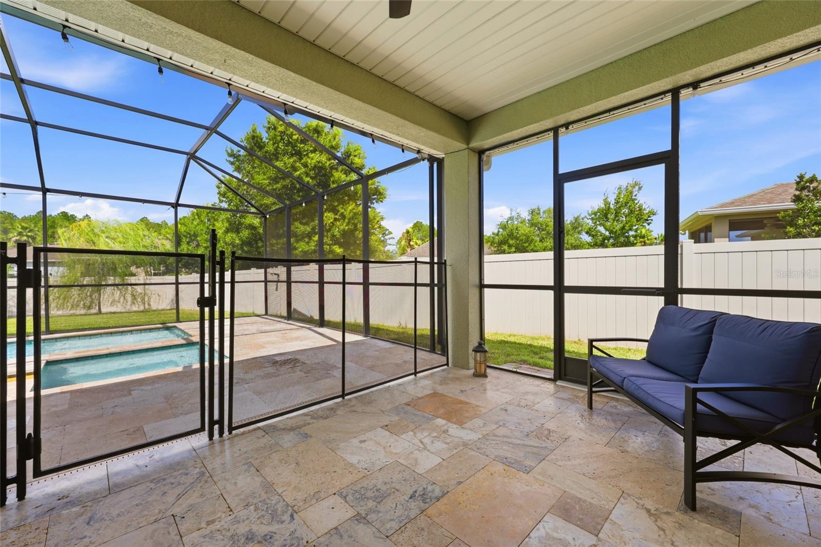 2408 Las Calinas Blvd Property Photo 38
