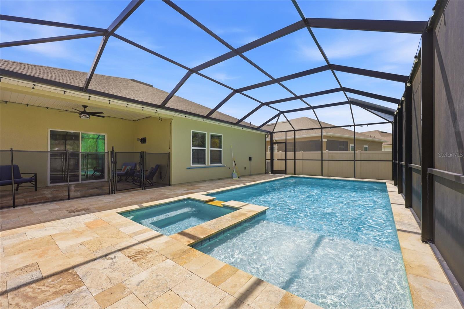 2408 Las Calinas Blvd Property Photo 40