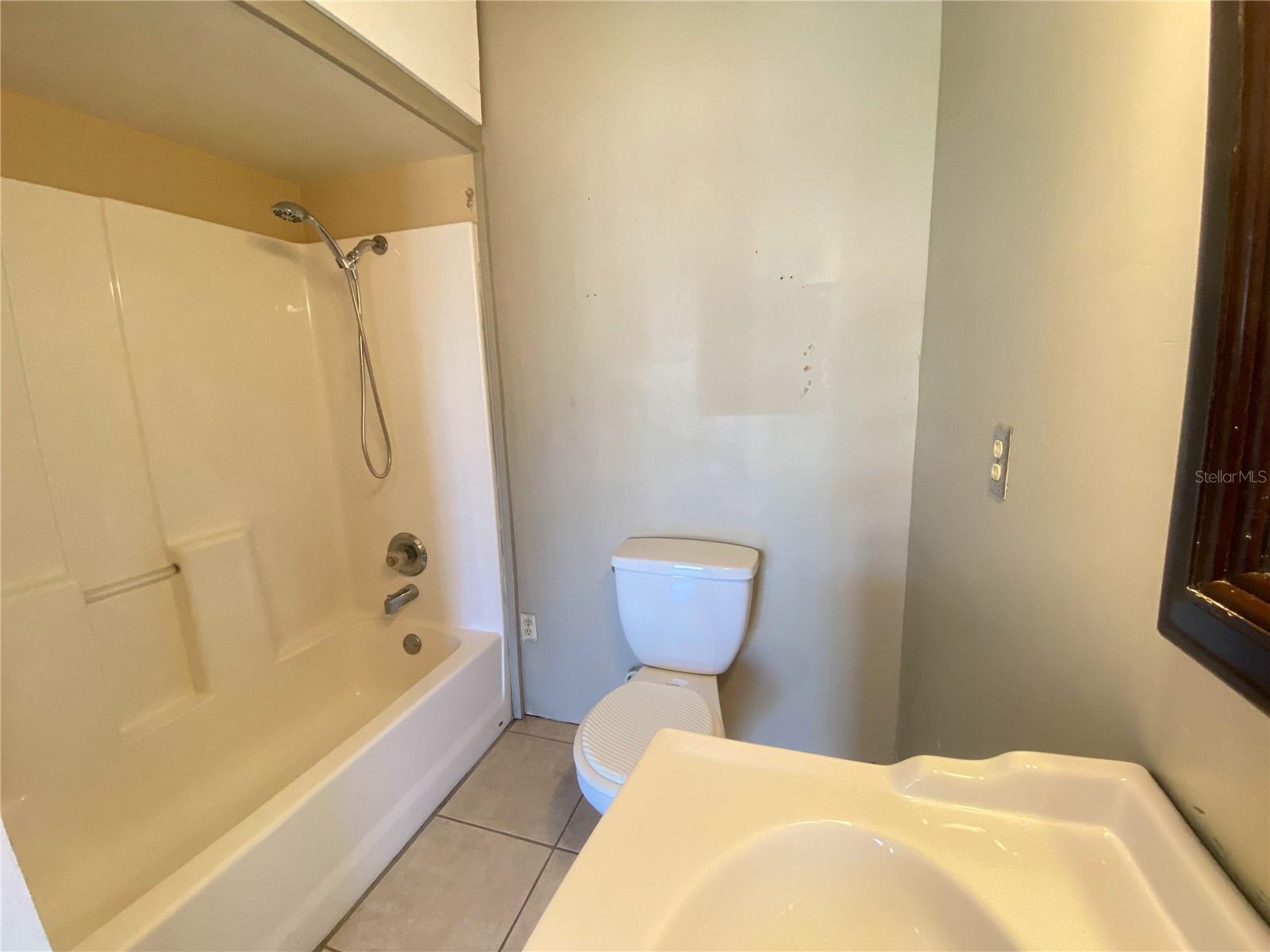 1409 Madrid Way Property Photo 20