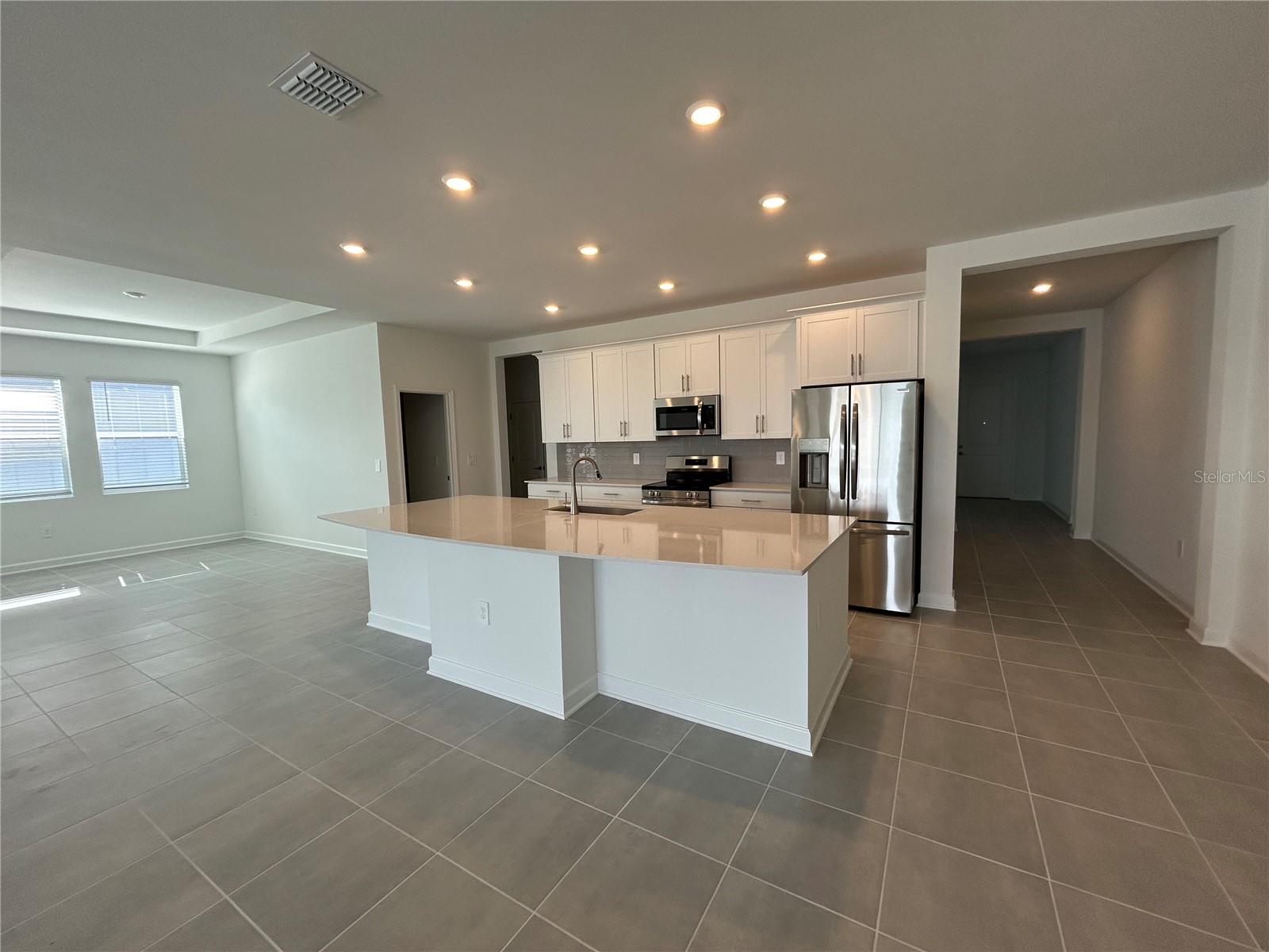 3008 Ella Way Property Photo 12