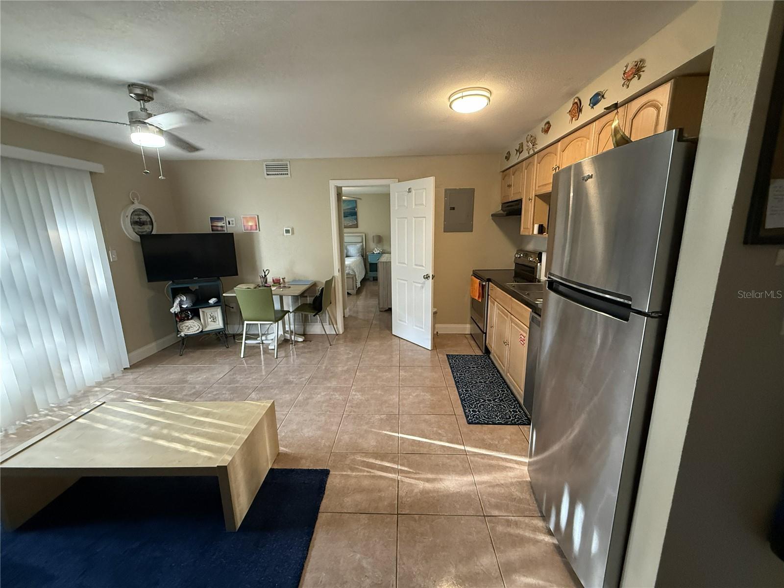 4215 E Bay Dr #1702b Property Photo 4