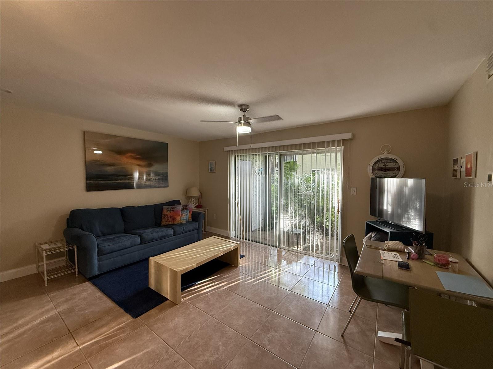 4215 E Bay Dr #1702b Property Photo 7