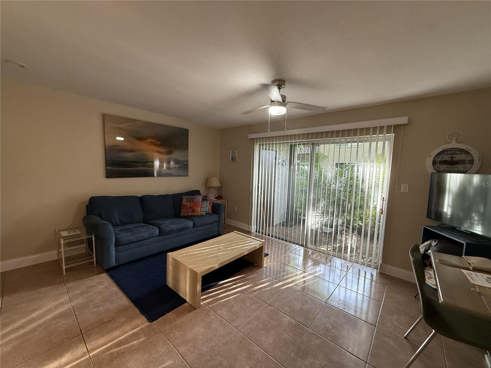 4215 E Bay Dr #1702b Property Photo 9