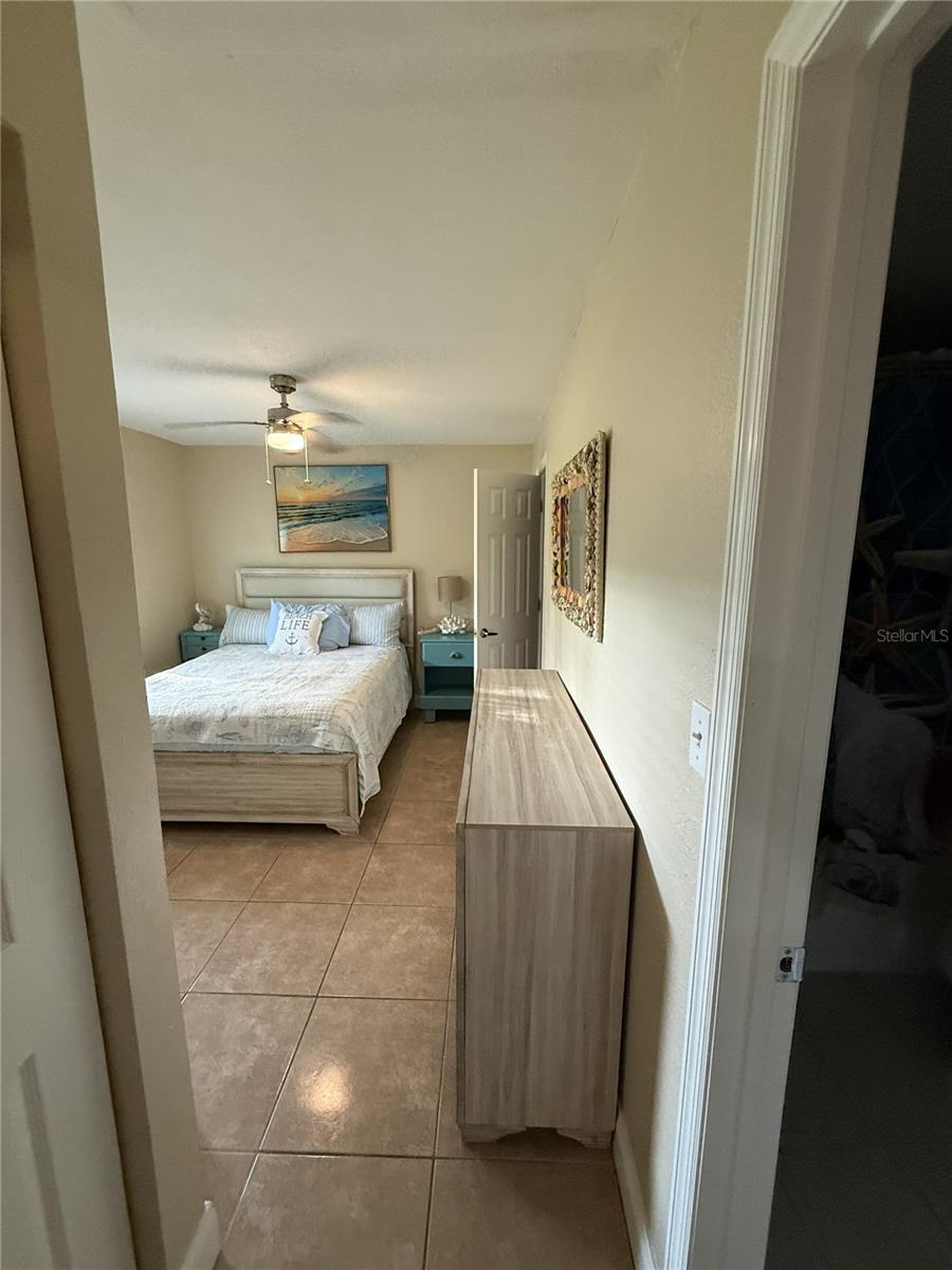 4215 E Bay Dr #1702b Property Photo 12