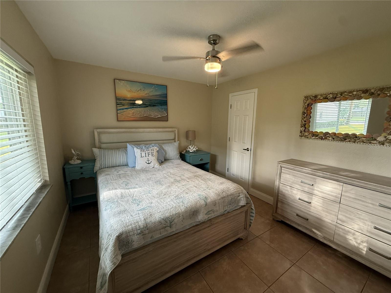 4215 E Bay Dr #1702b Property Photo 15
