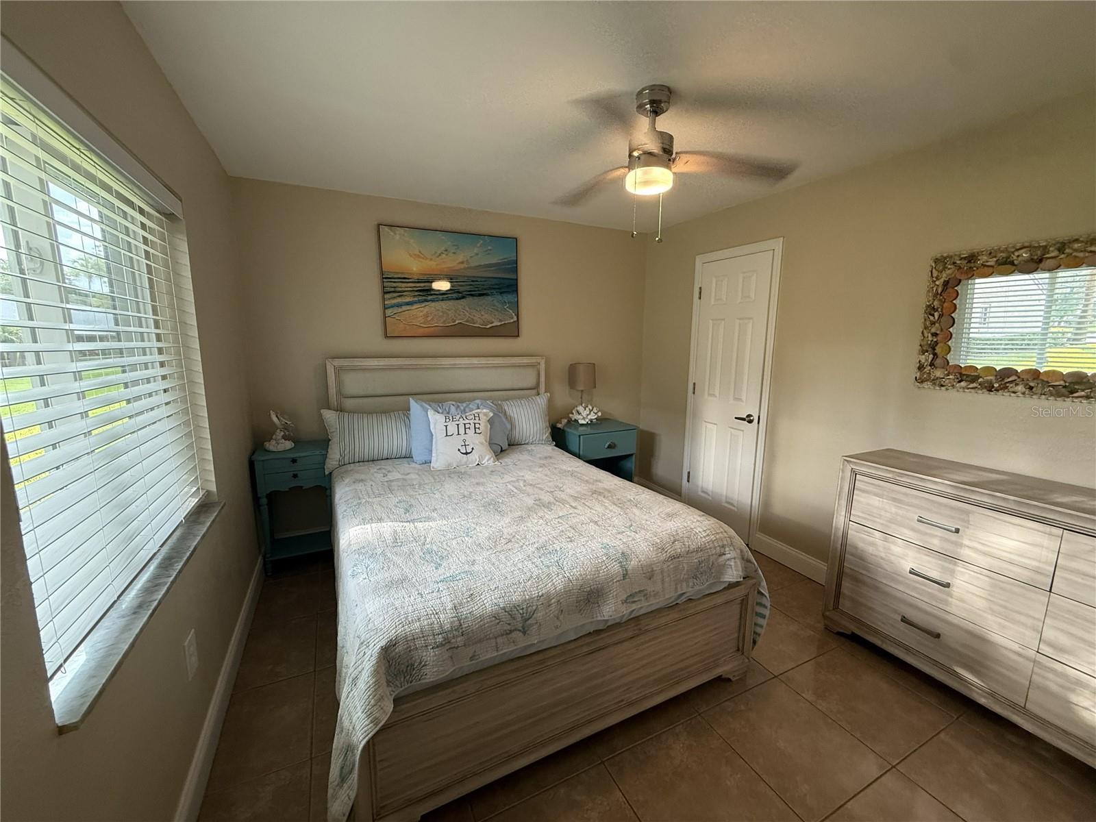 4215 E Bay Dr #1702b Property Photo 16