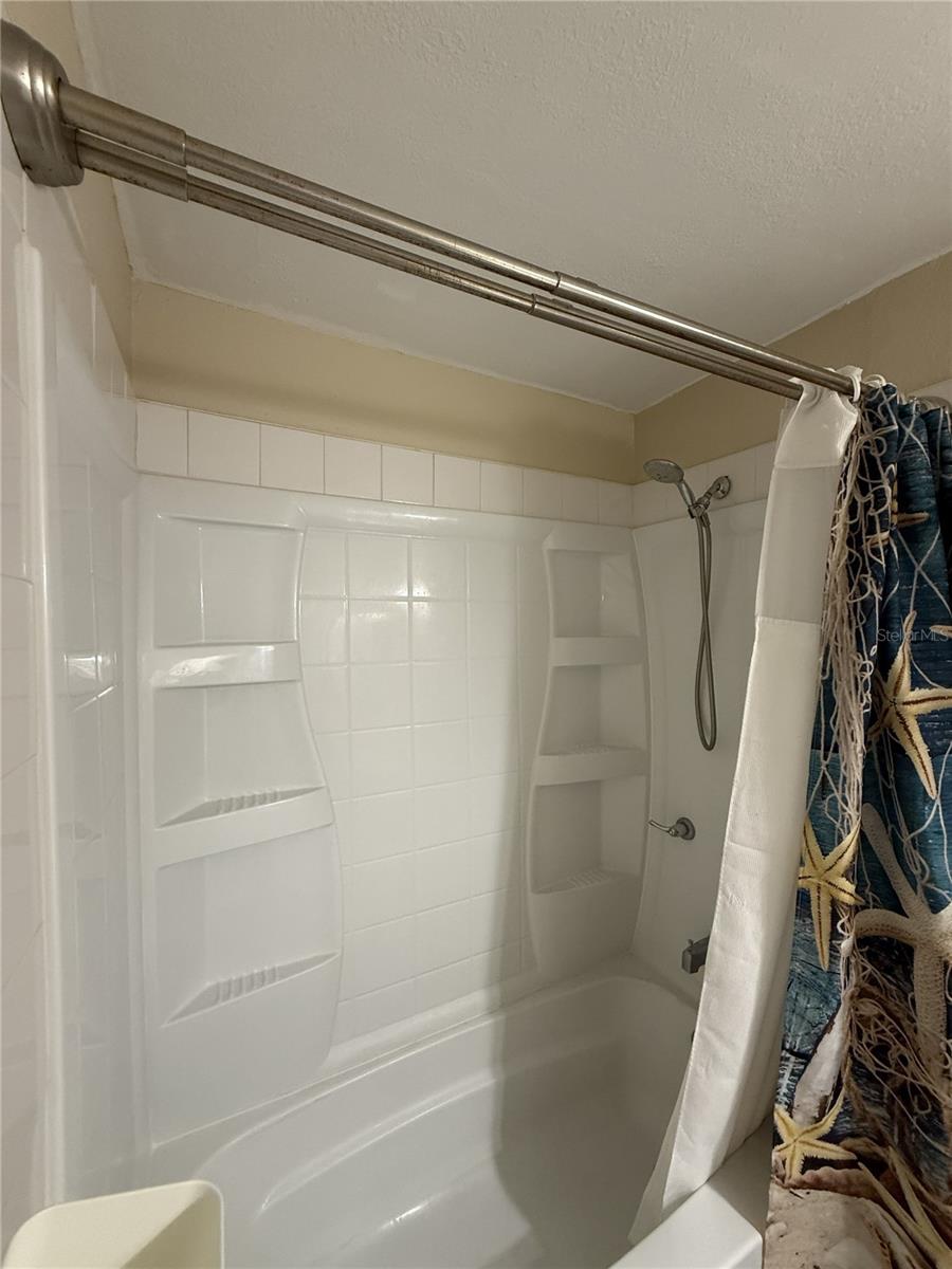 4215 E Bay Dr #1702b Property Photo 23