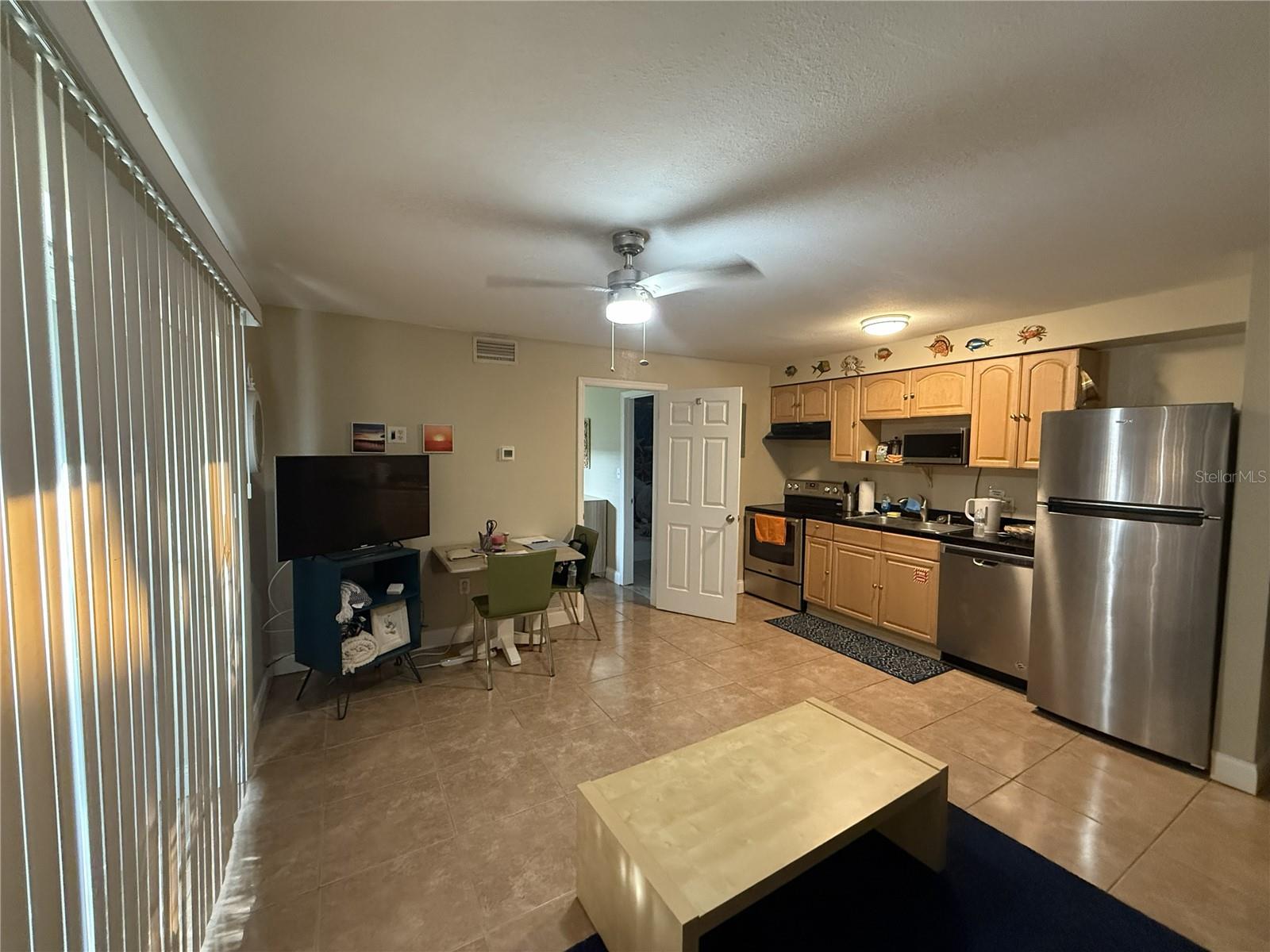 4215 E Bay Dr #1702b Property Photo 27