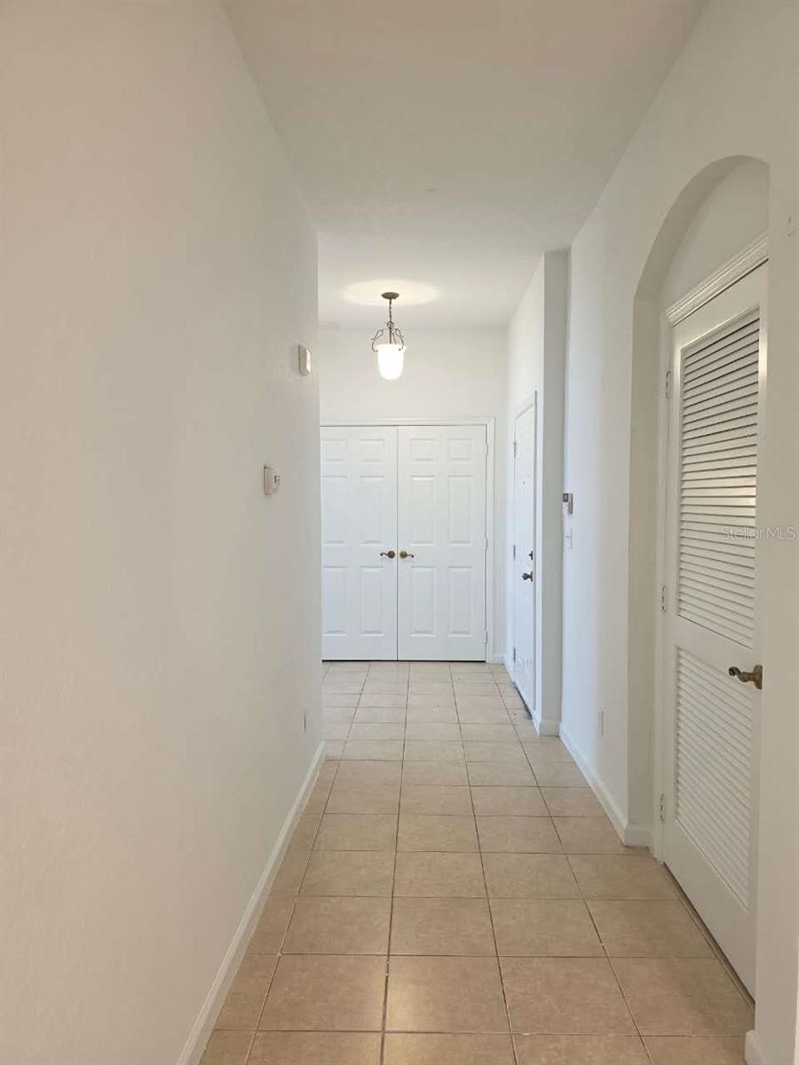 3000 Laurel Park Ln #207 Property Photo 7