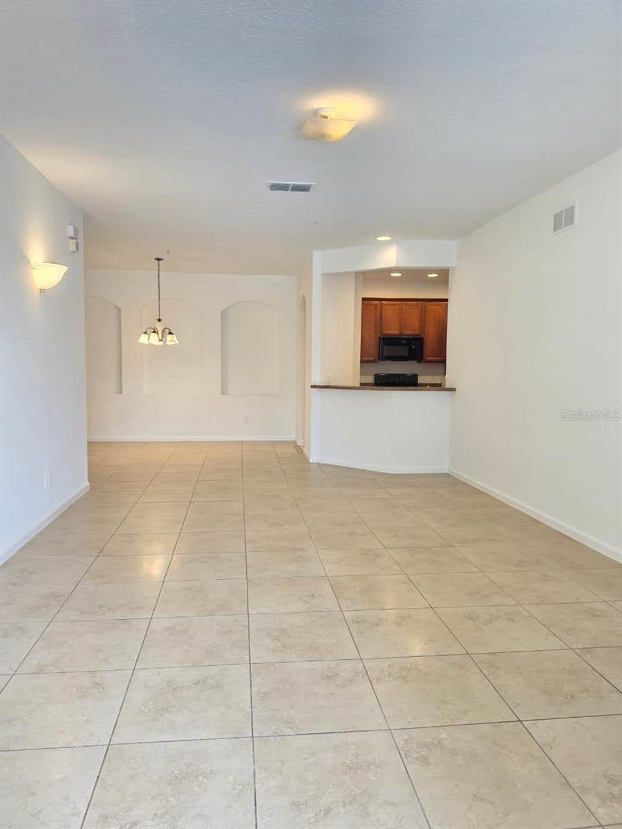 3000 Laurel Park Ln #207 Property Photo 11