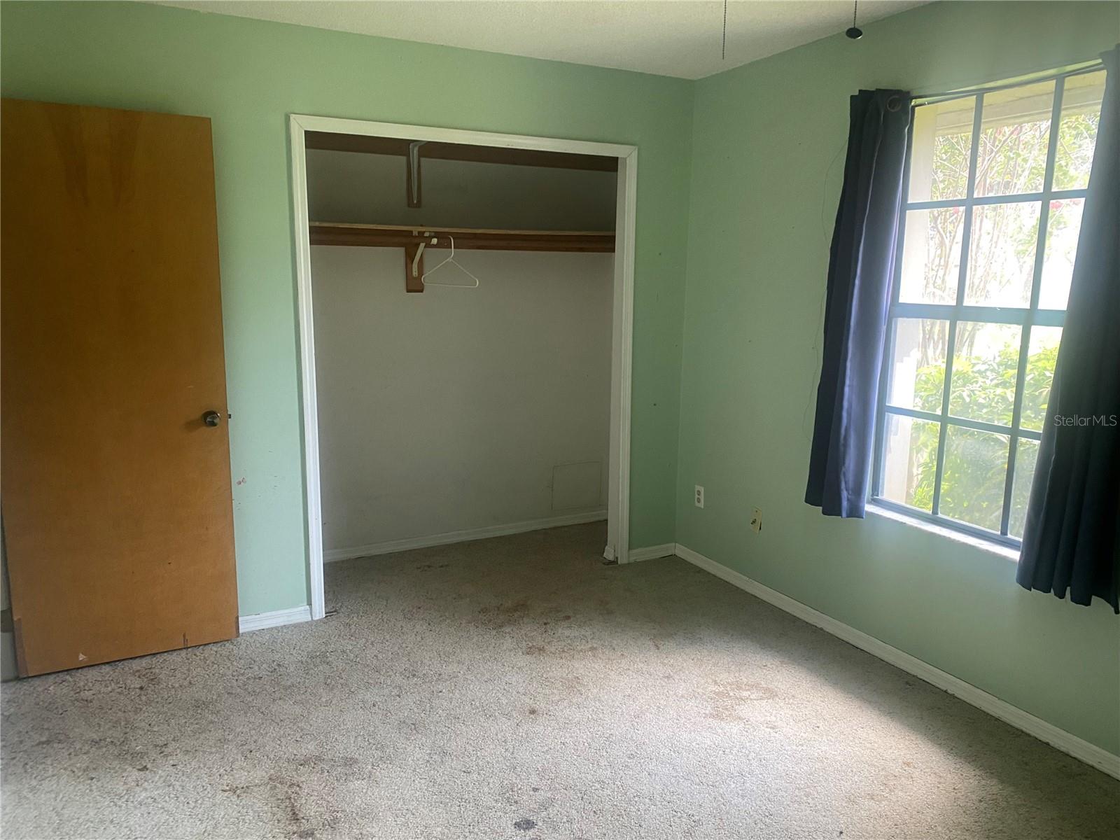 120 Lindenwood Ln Property Photo 17