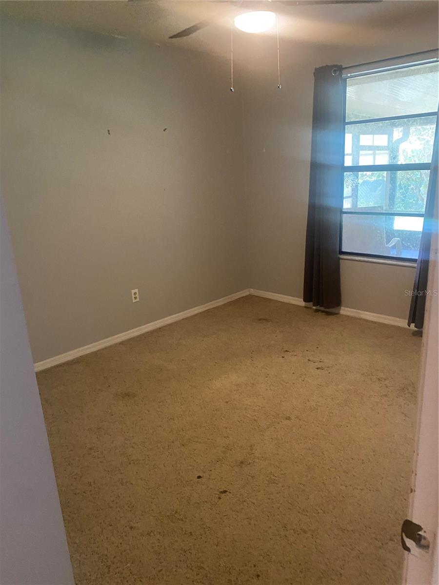 120 Lindenwood Ln Property Photo 18