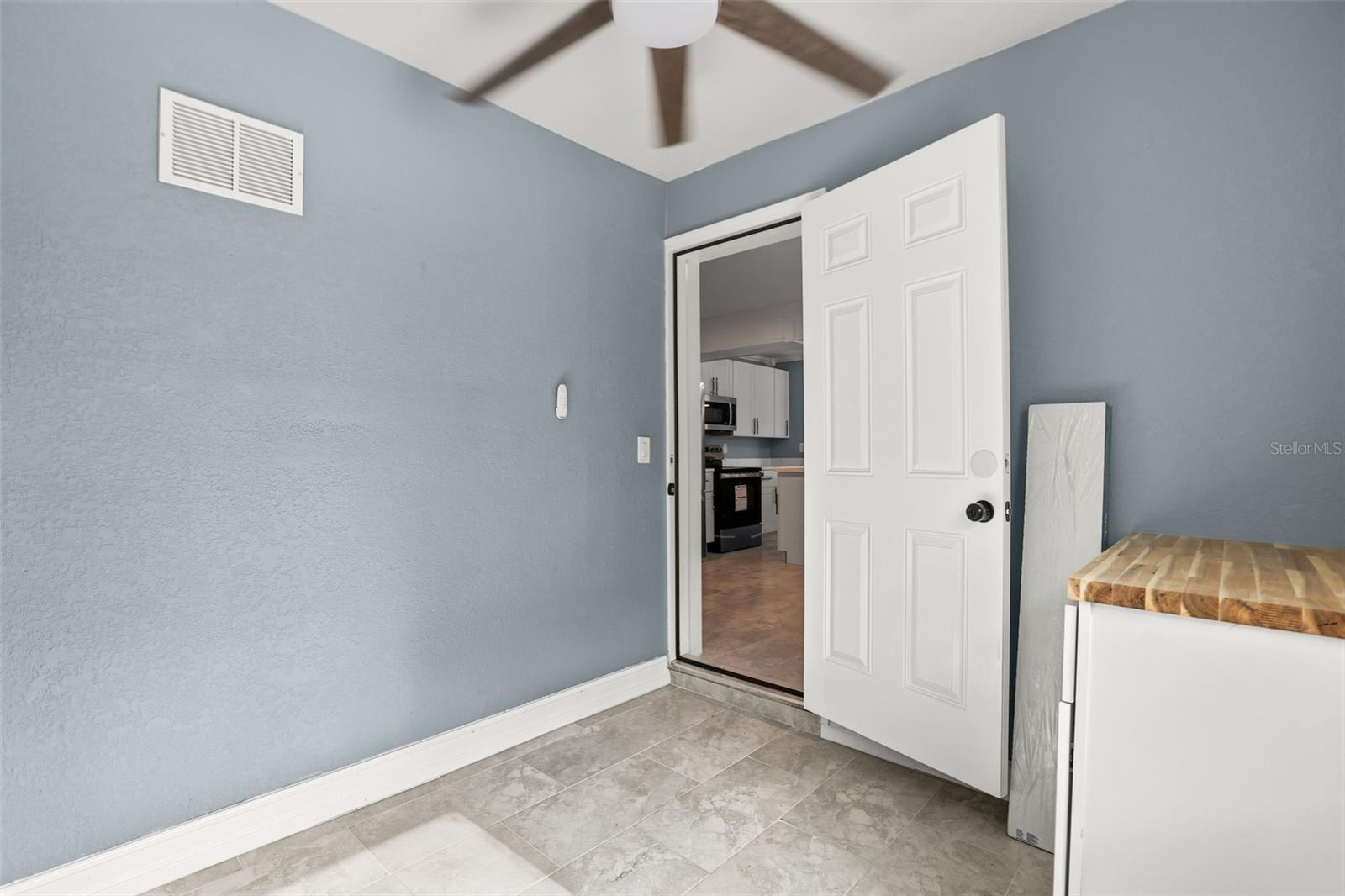 682 Durango Way Property Photo 27