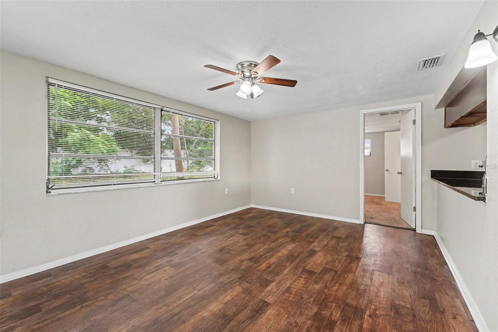 6177 Maplewood Dr Property Photo 7