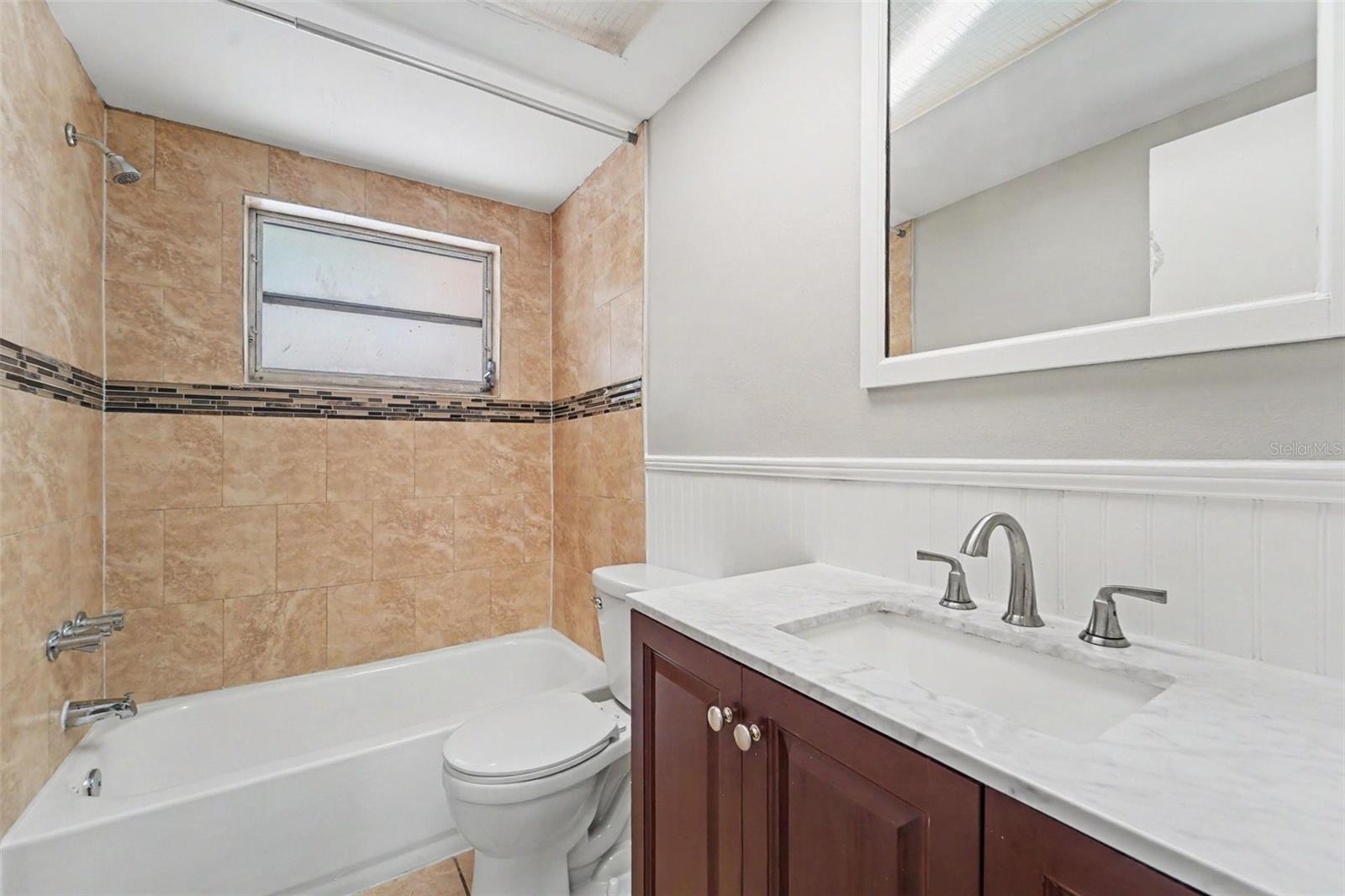 6177 Maplewood Dr Property Photo 17