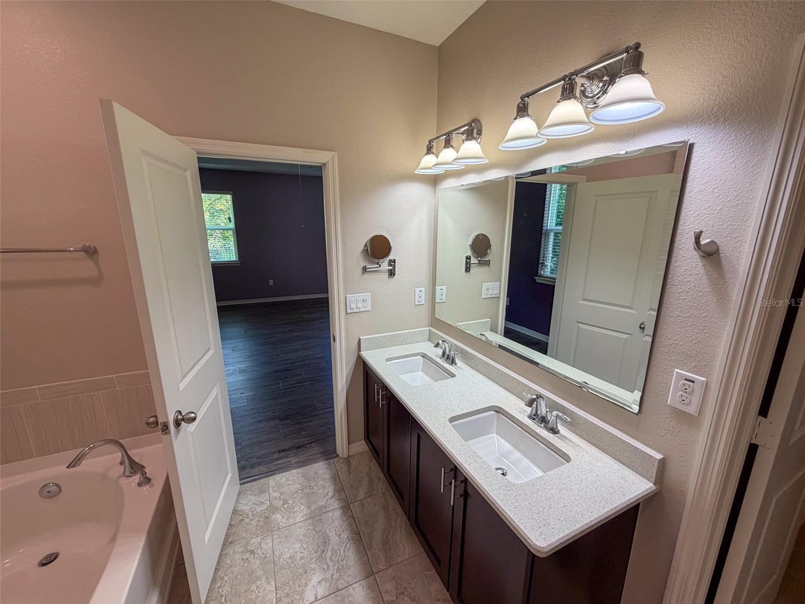 11460 Wakeworth St Property Photo 27